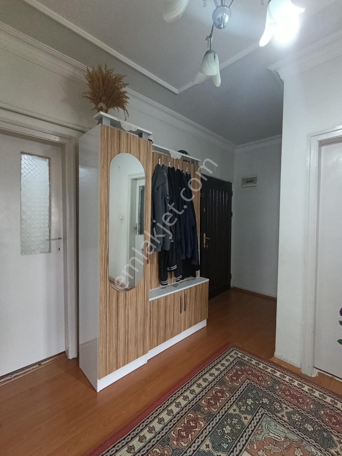 İldem Fatih'te Karakol Yanı! Otobüs Durağı Ve Marketlere Yakı - Görsel 22
