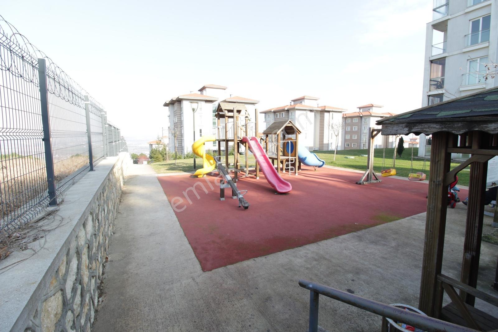 Dakik Emlaktan Erguvan Kent Sitesinde 3+1 135m² Güneycephe Daire - Görsel 30
