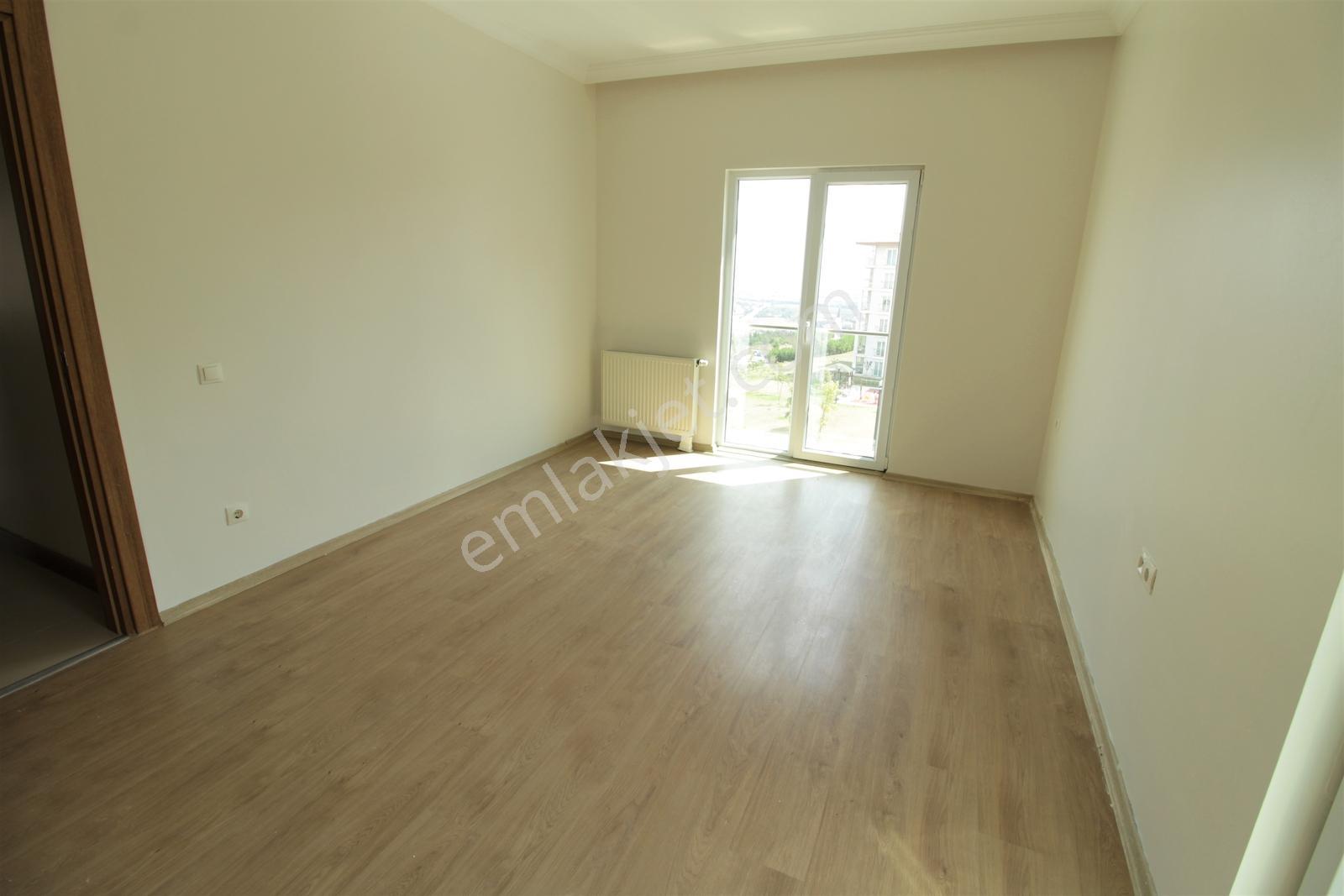 Dakik Emlaktan Erguvan Kent Sitesinde 3+1 135m² Güneycephe Daire - Görsel 24