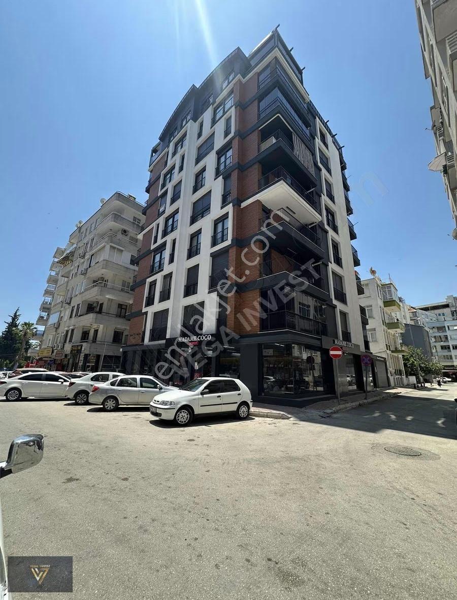 Konfor Ve Lokasyon Bir Arada Deniz Manzaralı Yeni 2+1 Daire - Görsel 8