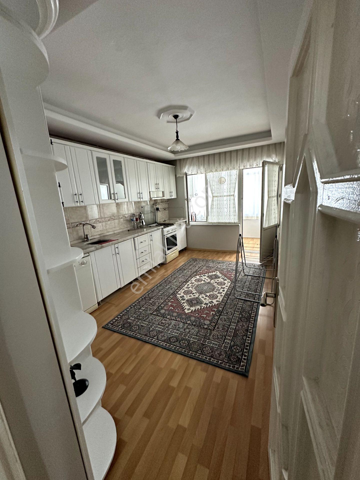 Tekirdağ / Çorlu Muhittin Mah. 140 M2 Eşyalı 3+1 Kiralık Daire - Görsel 4