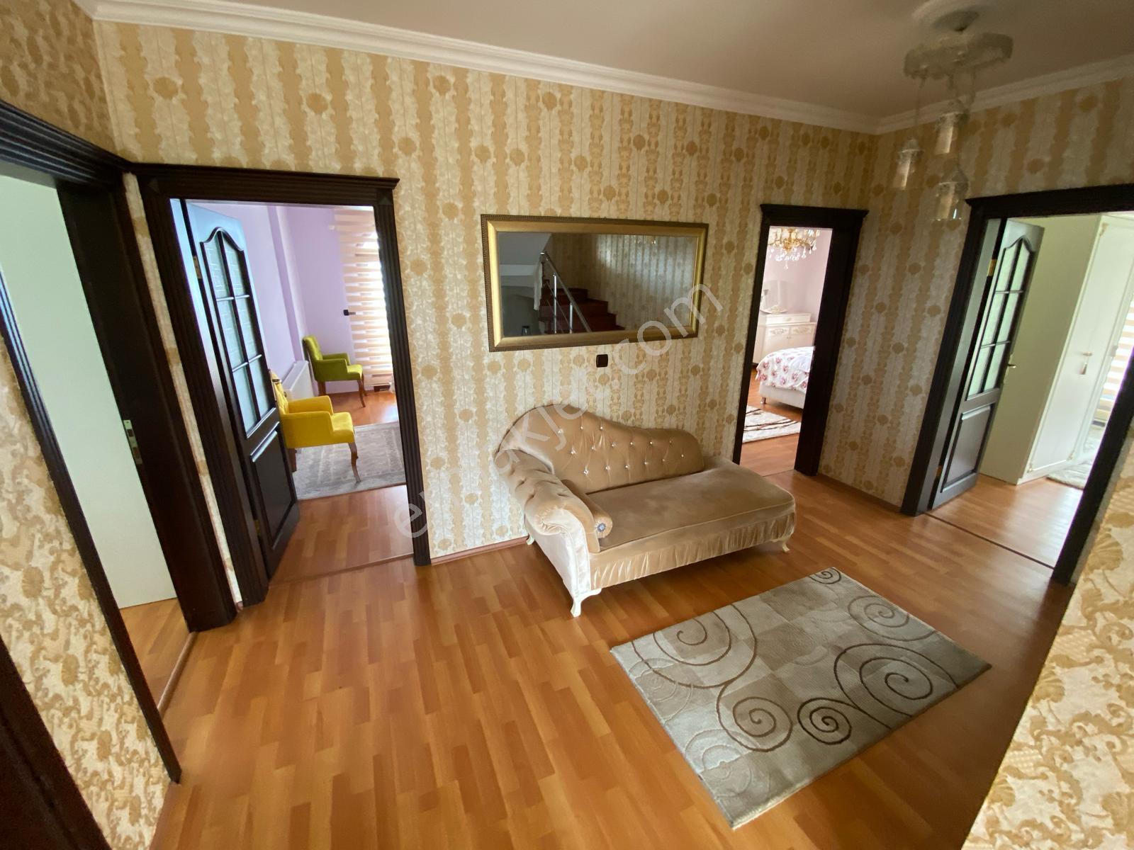 Trabzon'da Satılık Havuzlu Villa - Görsel 15