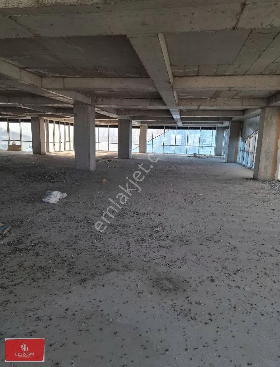 Mega Plazada Kiralık 300m2 Ofis - Görsel 13