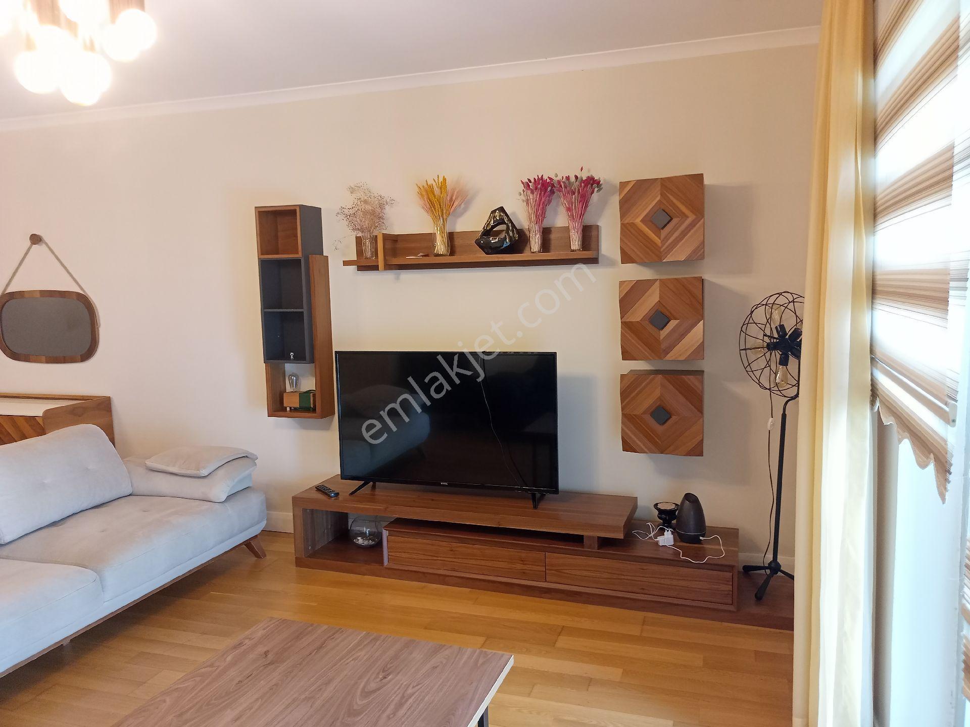 Beylikduzu Xumhuriyet _ Full Esyali 1+1 Metrobüse Cok Yakin _ 35.000 - Görsel 25