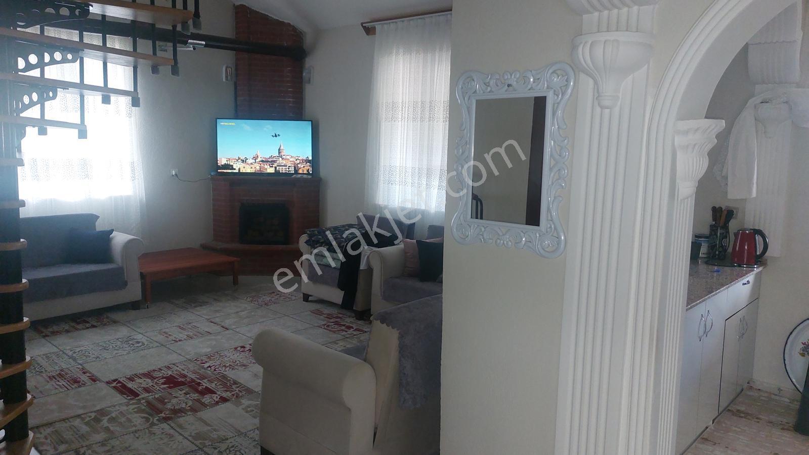 Hatunsaray Yoluna Cephe Sarıkızı Geçince Yapıkayıt Belgeli - Görsel 3
