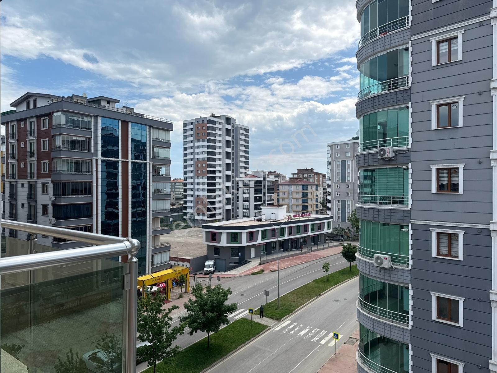 Cağaloğlunda Kaçırılmayacak Fırsat Geniş 3+1 Kiralık Daire - Görsel 9