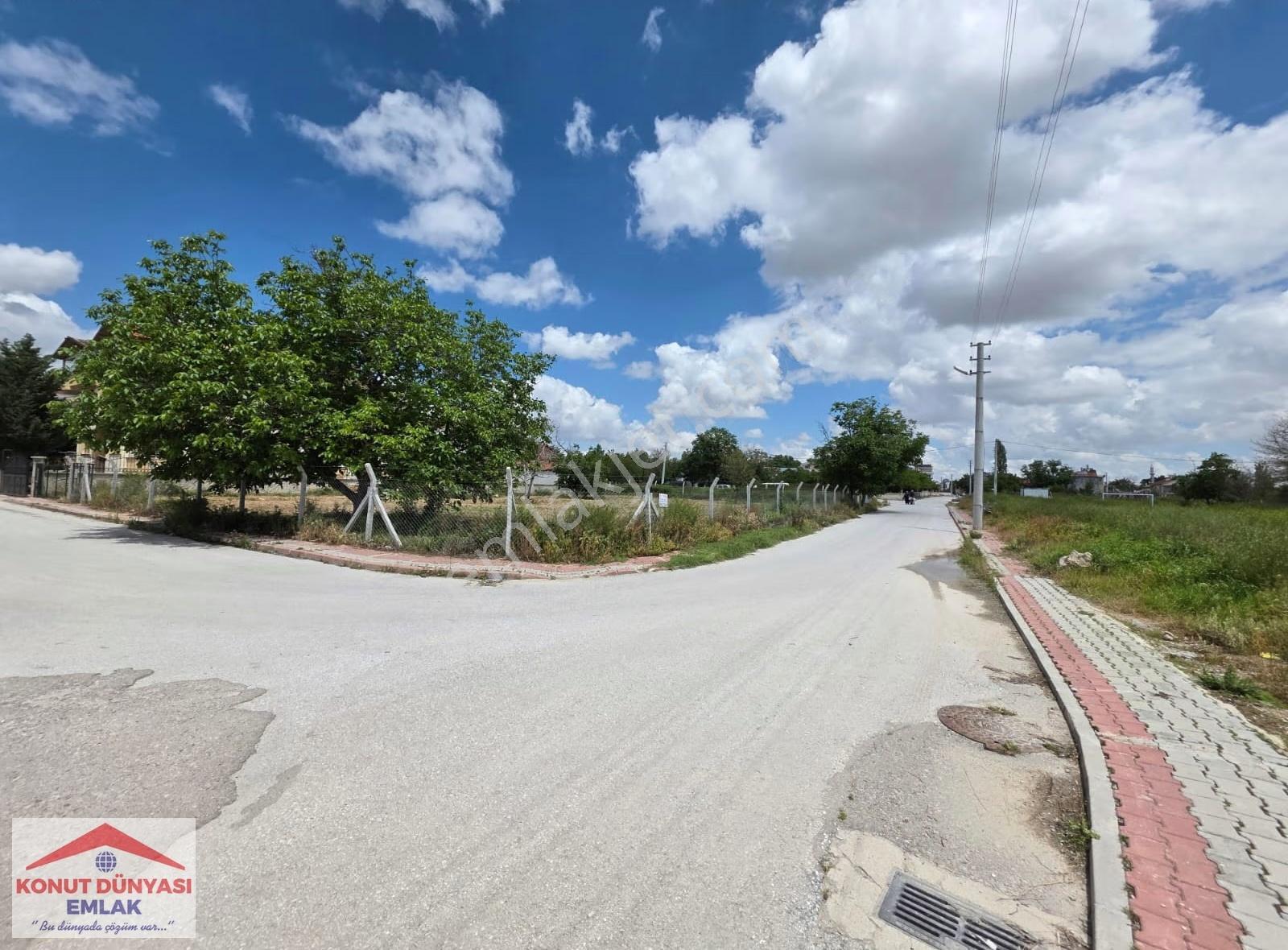 Selver'de Önü Açık 20 Metre Yol Cephe 600m2 0.50 Emsal Arsa