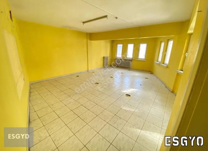 Esgyo'dan Tic. Sarayı Yanı Akçinler İş Merk. 4 Adet Kiralık Ofis - Görsel 10