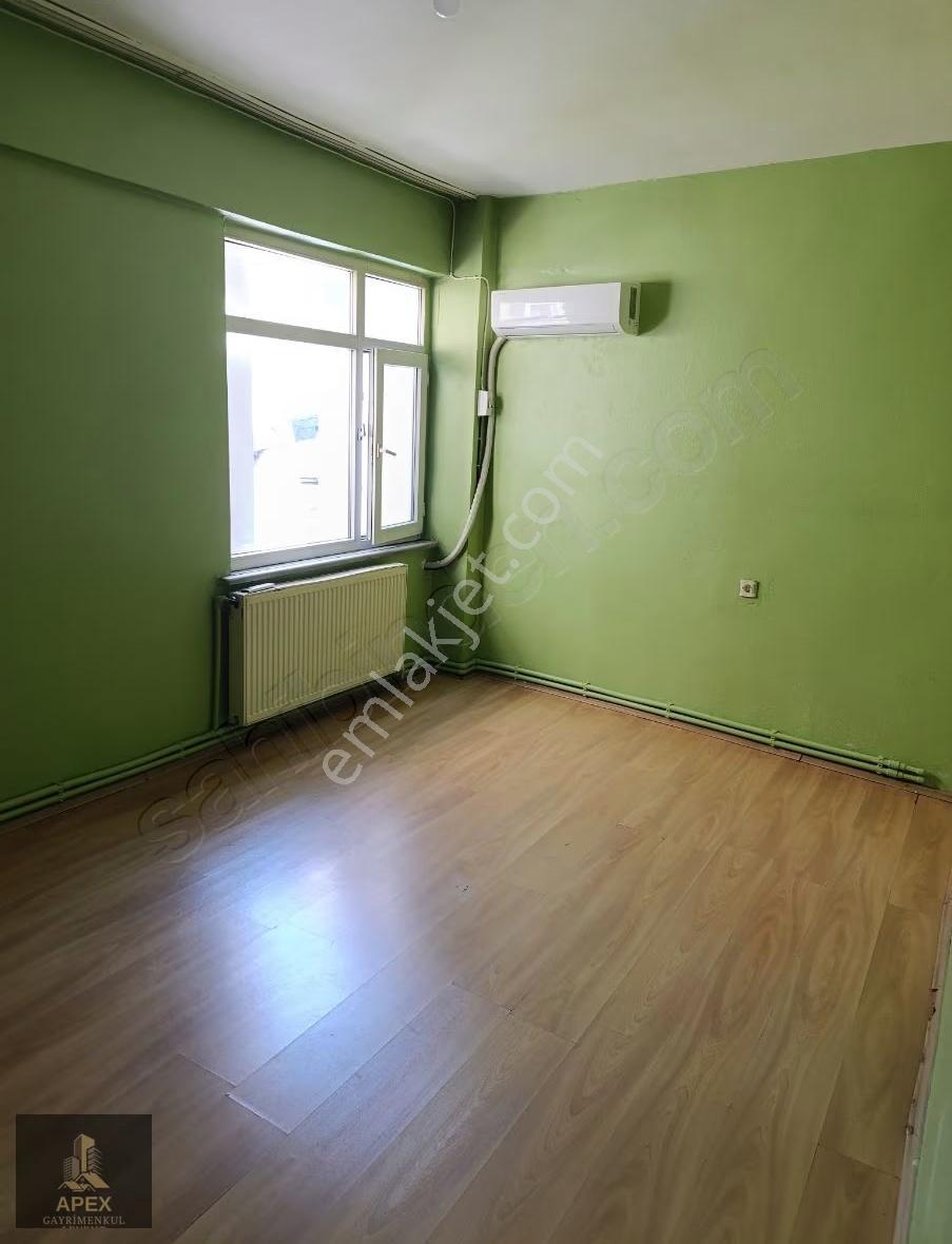1+1 Kiralık Daire Metro'ya 6-7 Dakika Yürüme Uygun Fiyat - Görsel 7
