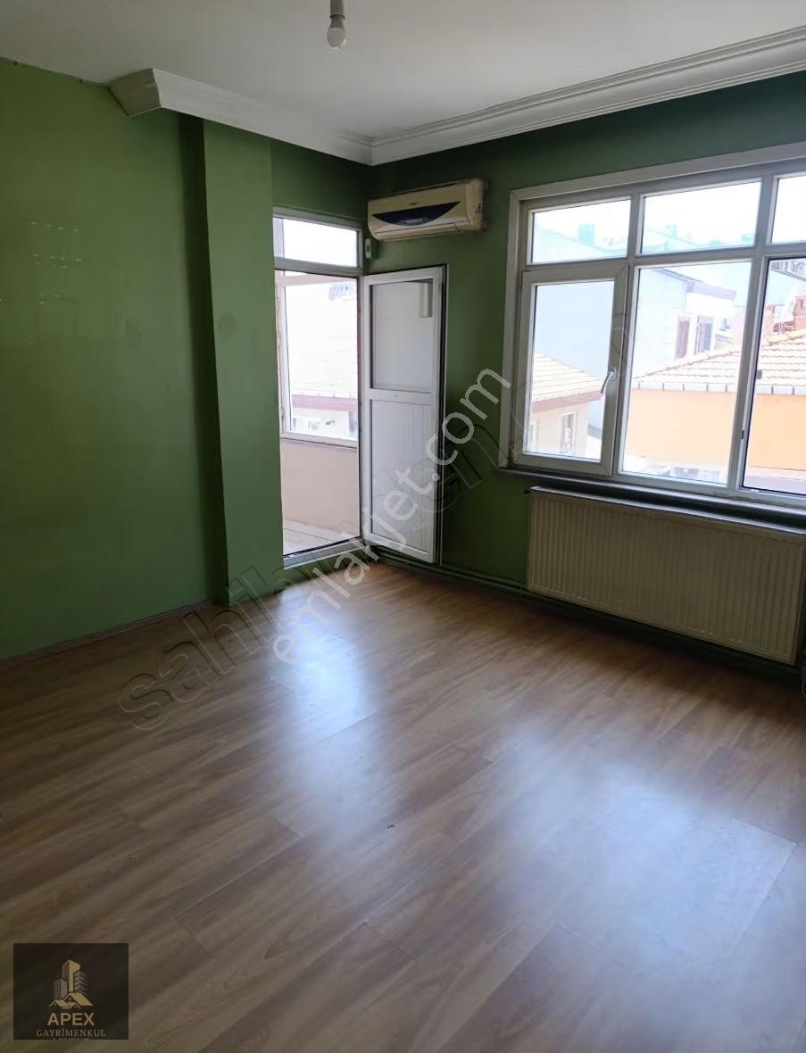 1+1 Kiralık Daire Metro'ya 6-7 Dakika Yürüme Uygun Fiyat - Görsel 8