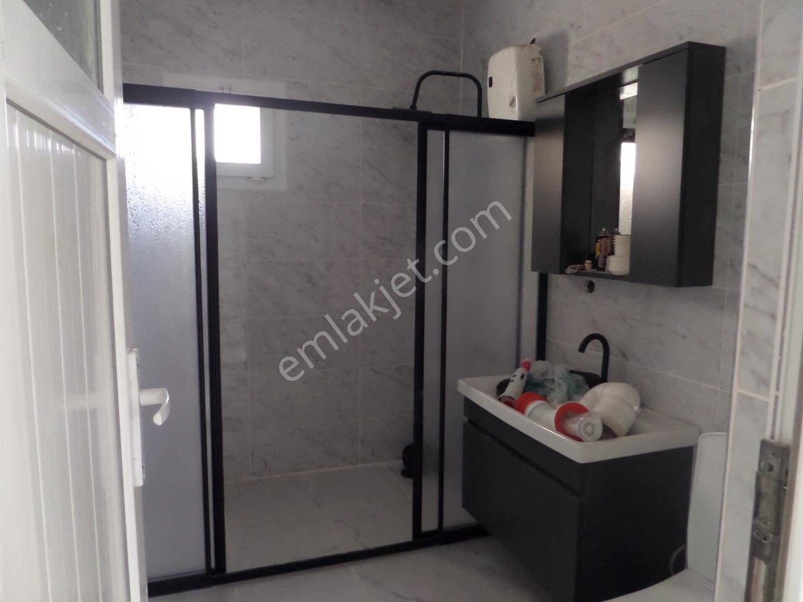 Bulvar Üzeri 2. Kat Kiralık Daire 4 Cephe 3+1 Yarı Müstakil - Görsel 14