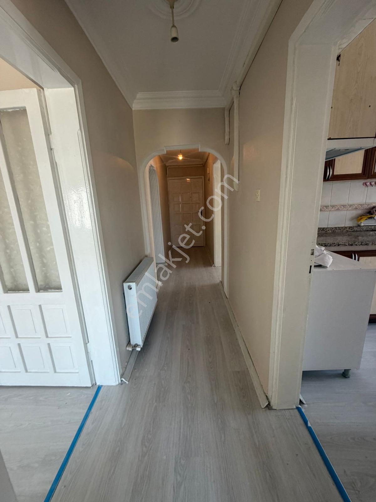 Duman Emlak'tan Turabey Mahallesi Geniş 3+1 Kiralık Daire - Görsel 11