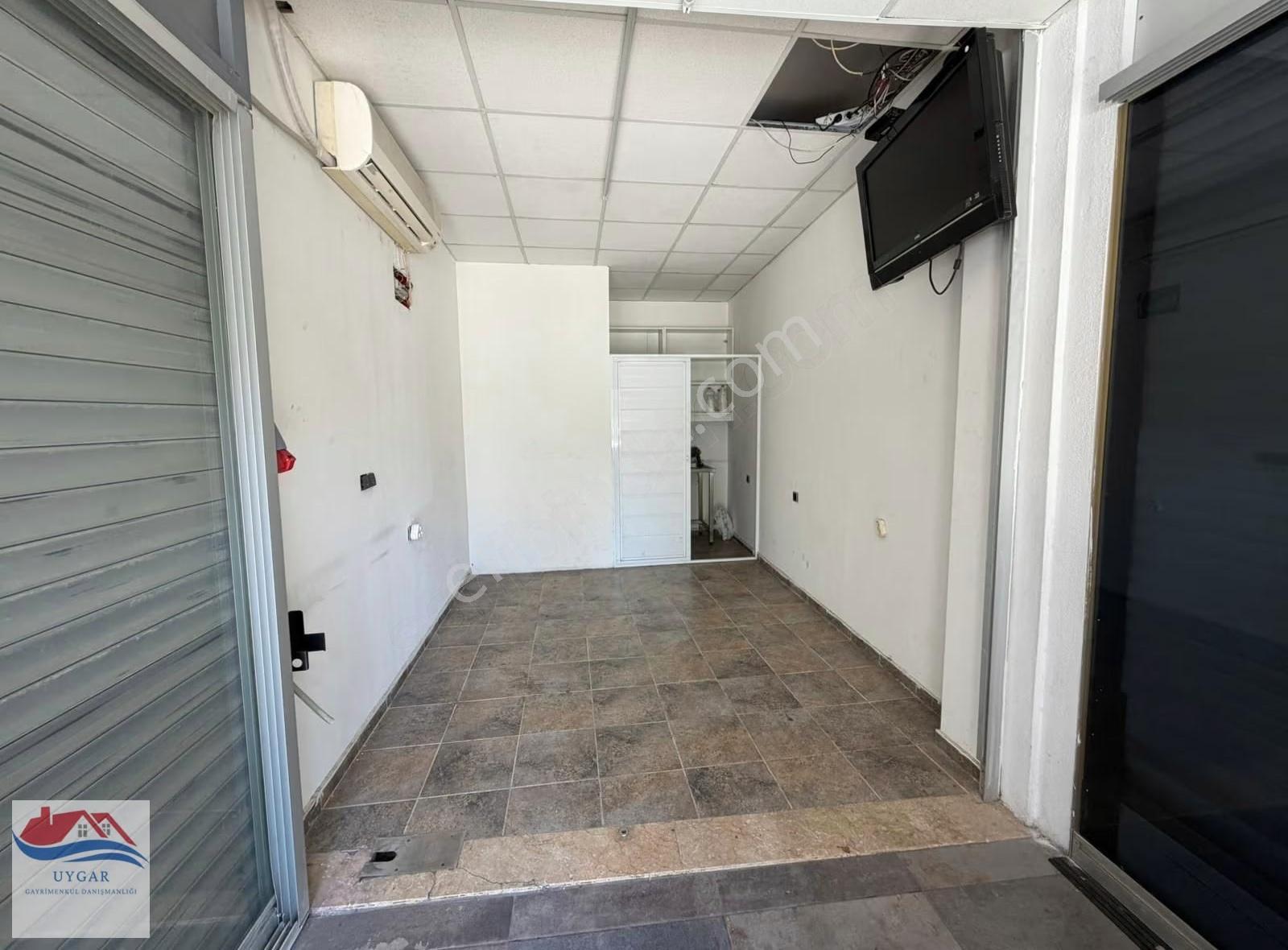 Karşıyaka Yalı Mahallesinde Cadde Üstü Kiralık 20m2 Dükkan - Görsel 3