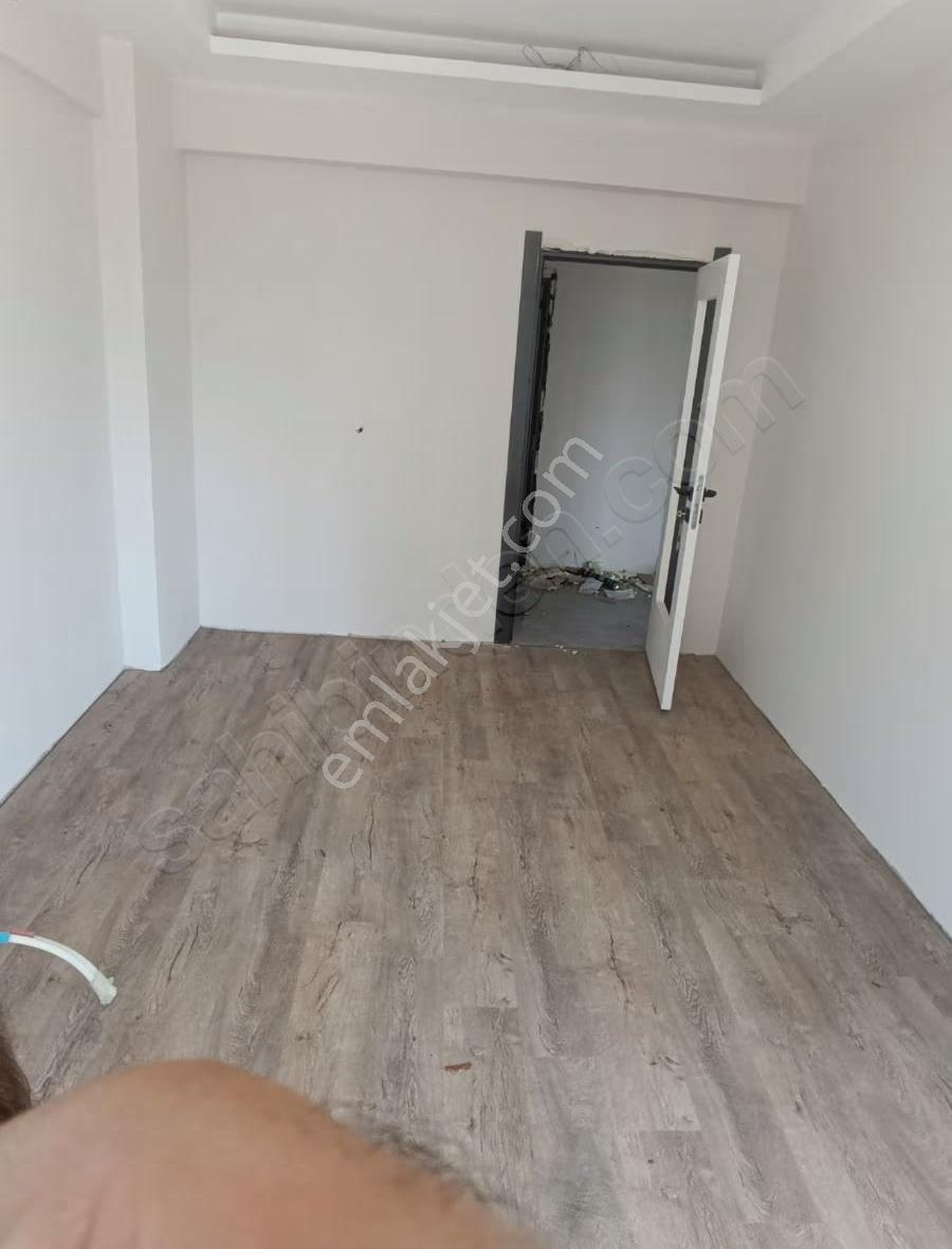 Yüz Akı Caddesinde Satılık 4+1 Daire!!! - Görsel 32
