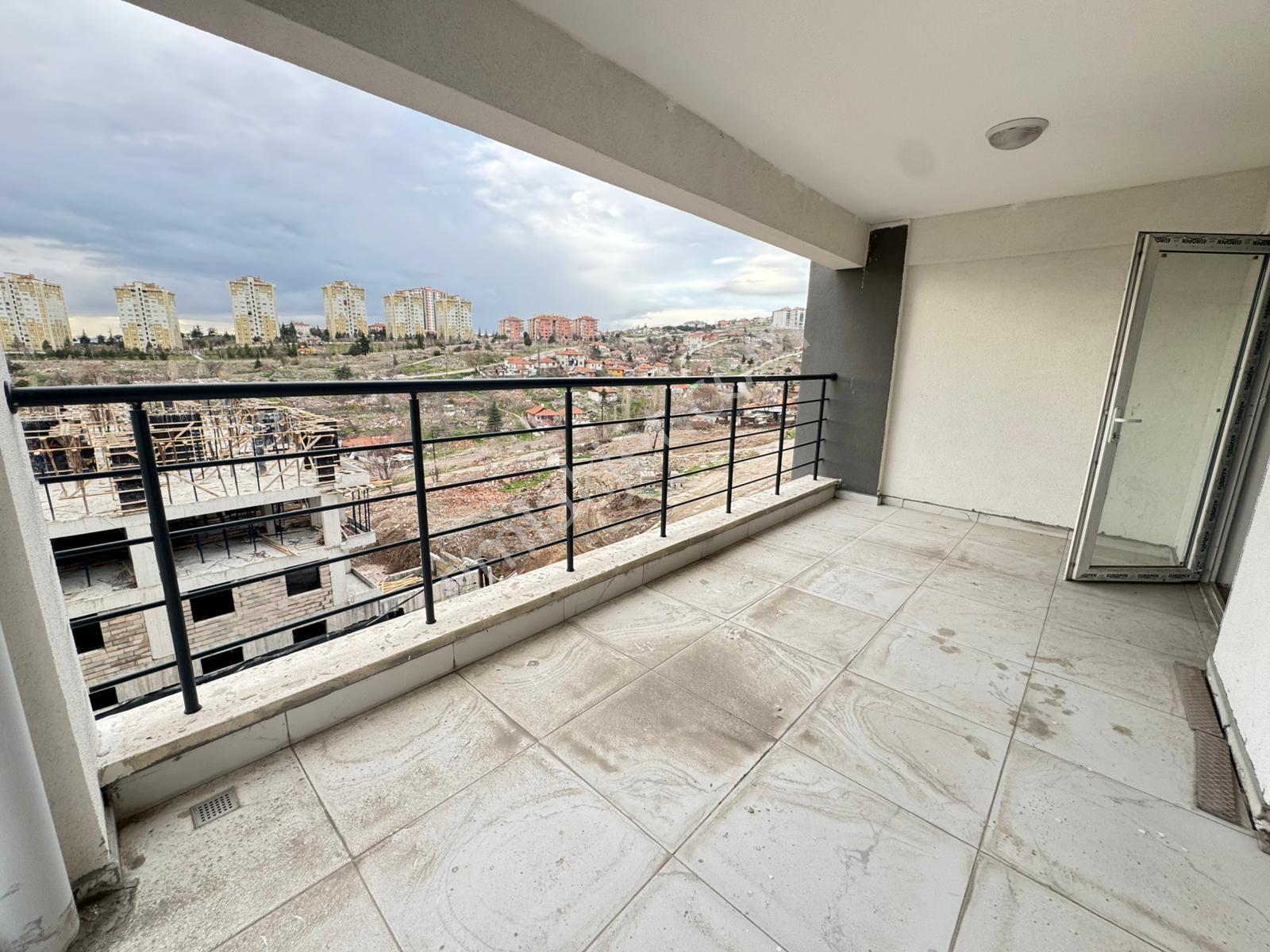 Başpınar Mahallesinde Asansörlü Ön Cephe 3+1 Sıfır Daire - Görsel 35