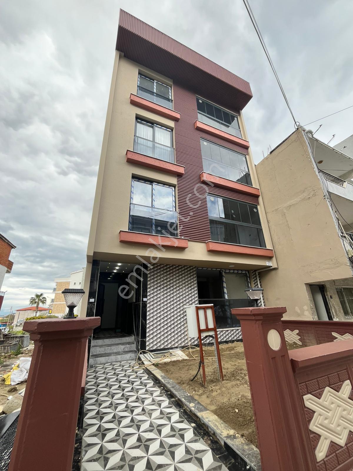 Kuşadası Davutlarda Satılık Deniz Manzaralı Dubleks Daire