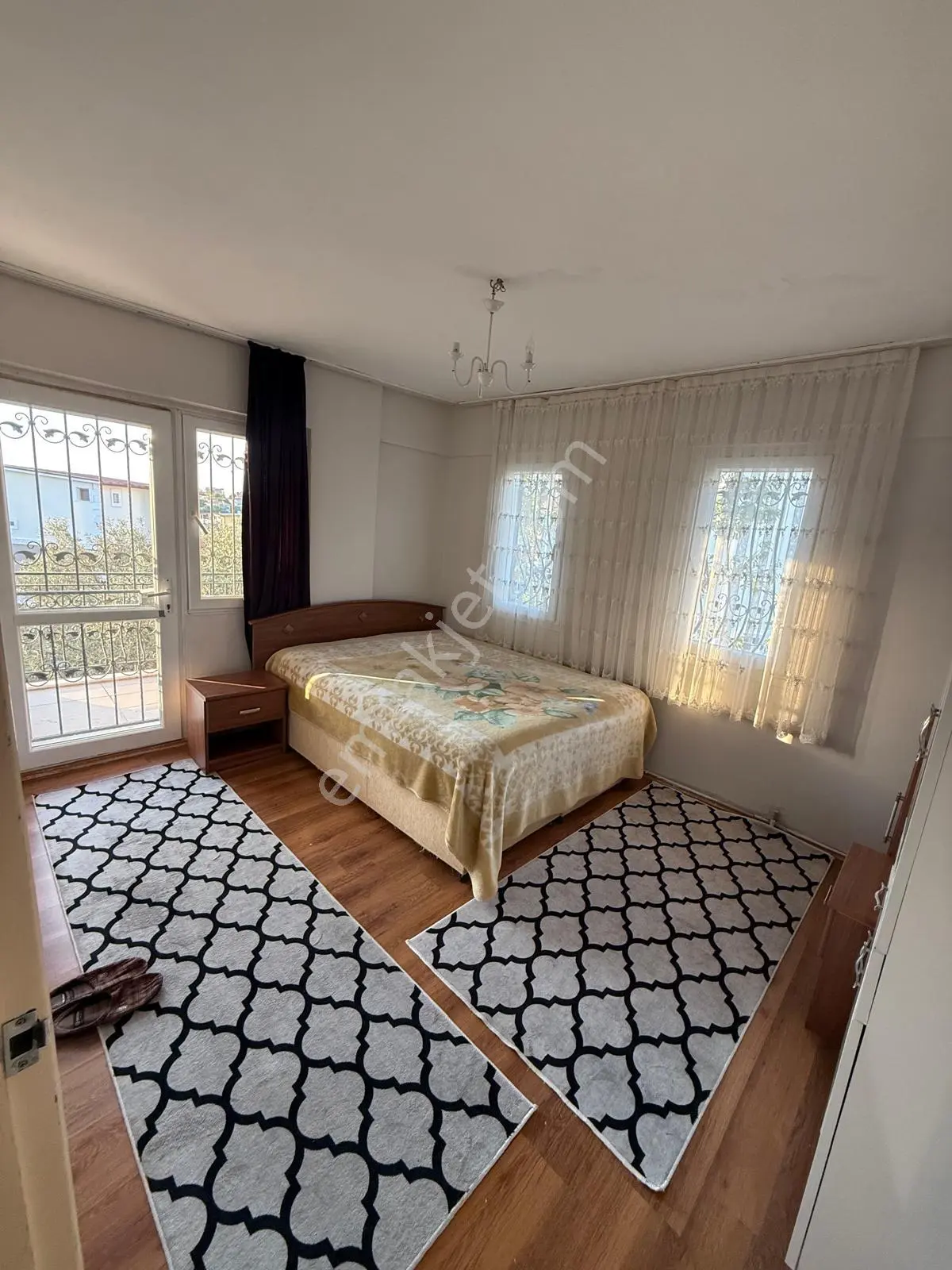 Çamlı Dört Mevsim Sitesinde 3+1 Kiralık Müstakil Villa - Görsel 3