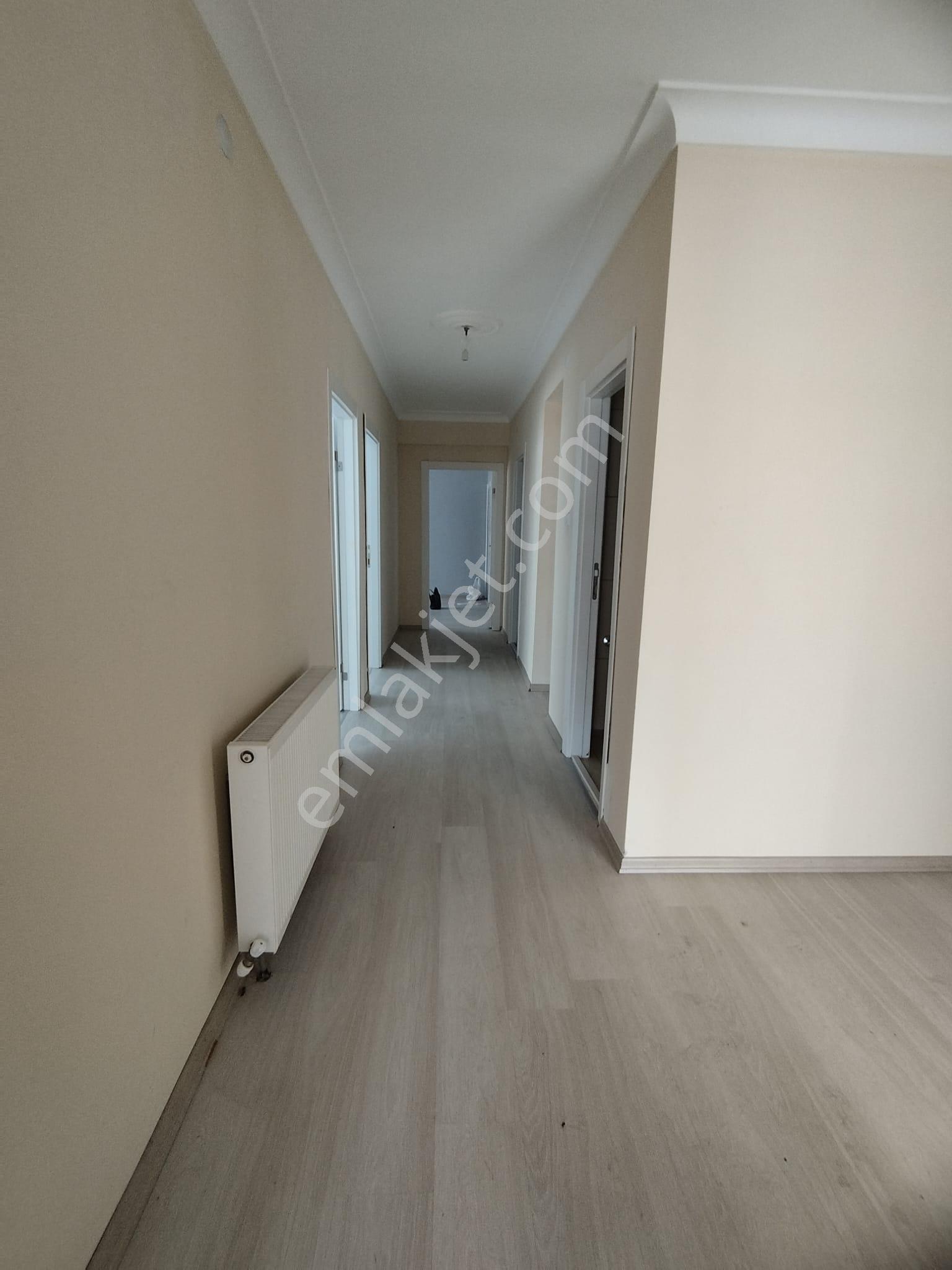 Altındağ - Feridun Çelik Mah. Yüzme Havuzu Arkasında Kök Tapu, Ön Cephe 3+1 Satılık Fırsat Dairesi - Görsel 14