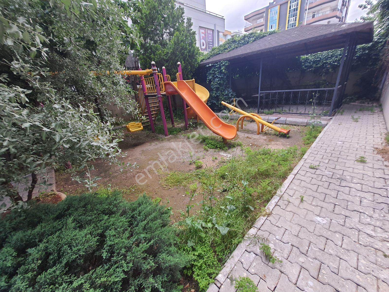 Öznur Emlak'tan Karaköprü Karşıyaka'da Satılık 4+1 Daire - Görsel 18