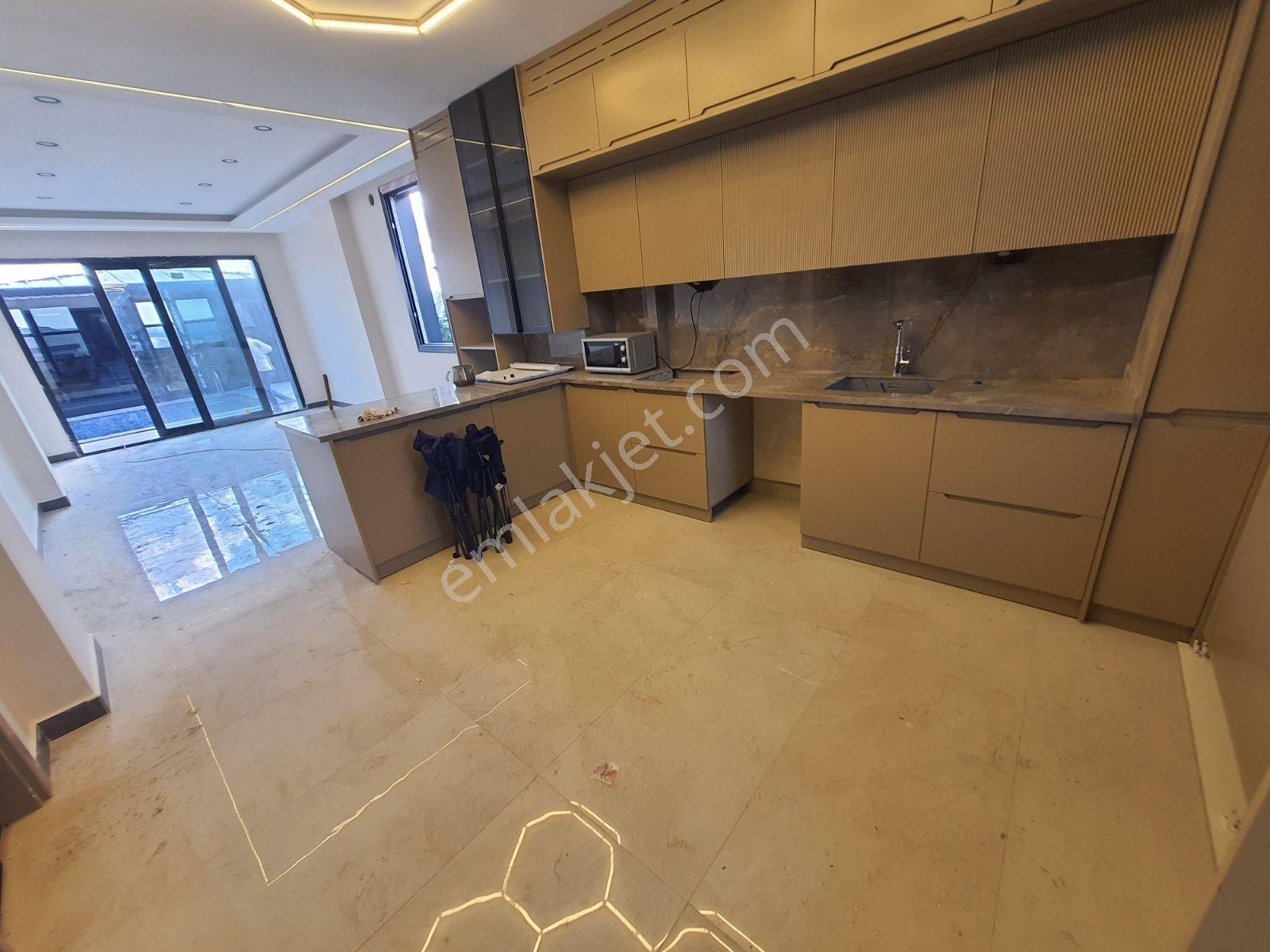 Öznur Emlak'tan Çamlıyayla'da Satılık Villa - Görsel 26