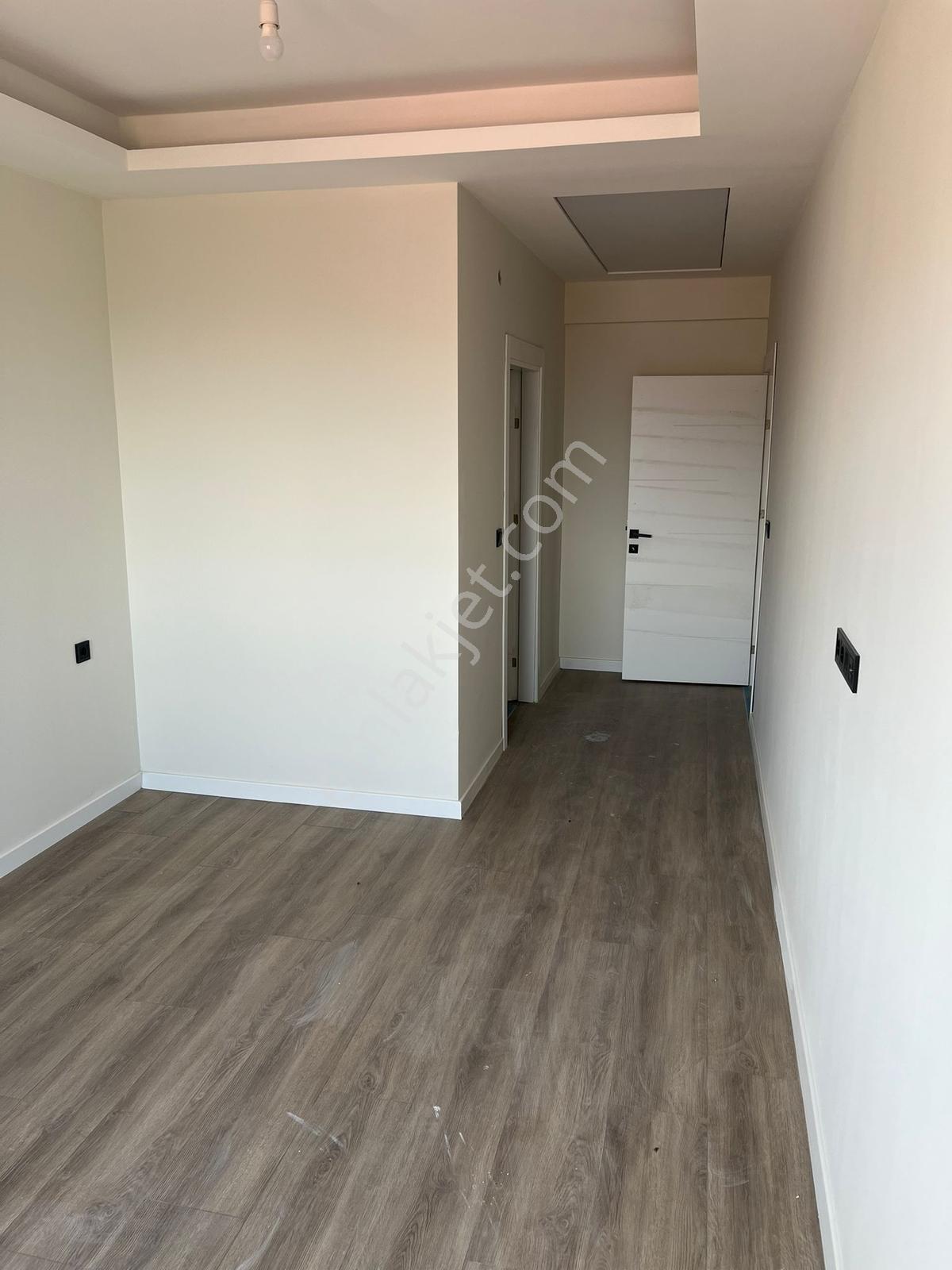 Çarşı Merkezde Ara Kat 3+1 Sıfır Satılık Daire - Görsel 14