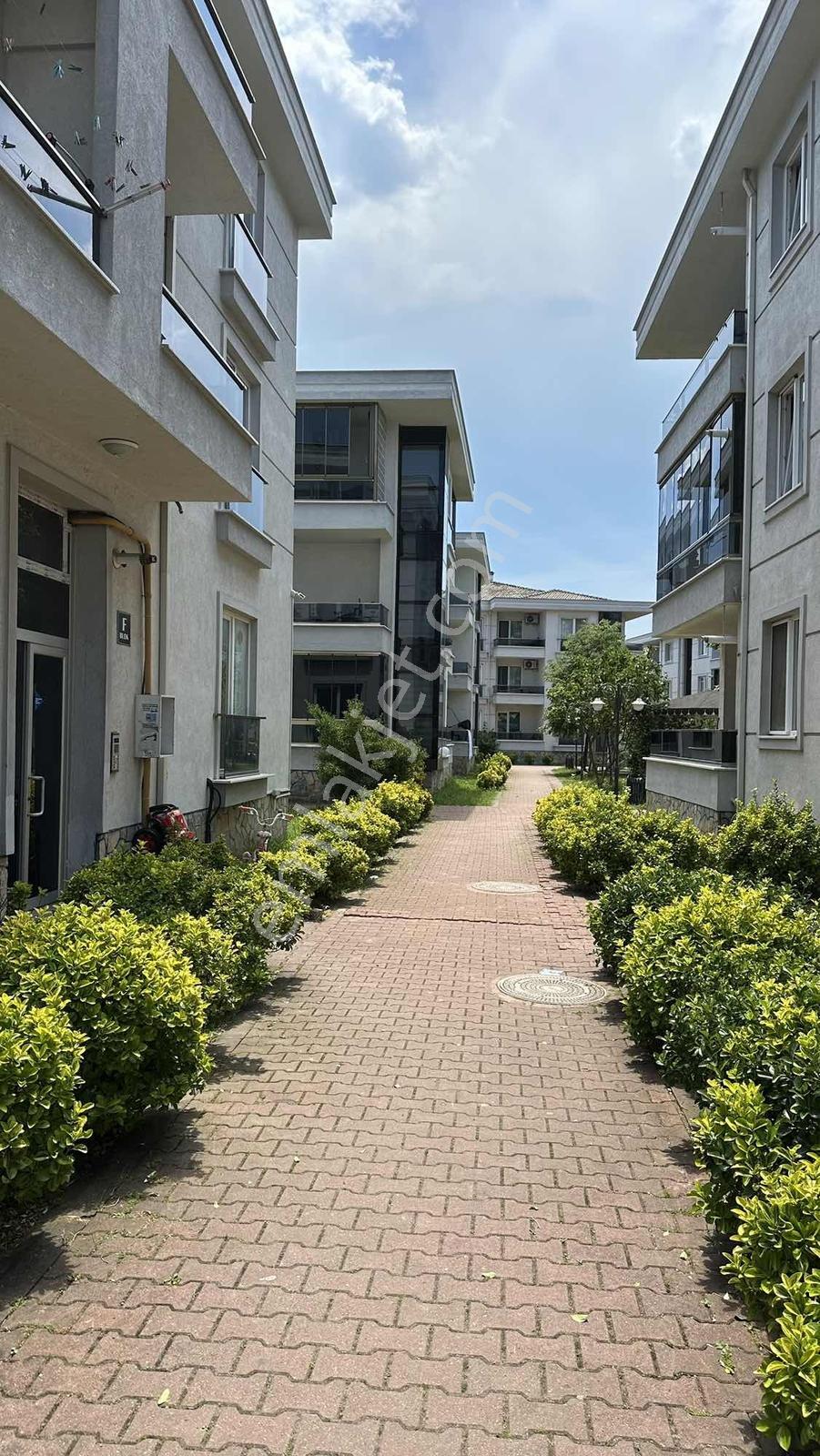 Çınaraltı Sitesinde Giriş Katında 3+1 Kiralık Daire - Görsel 5