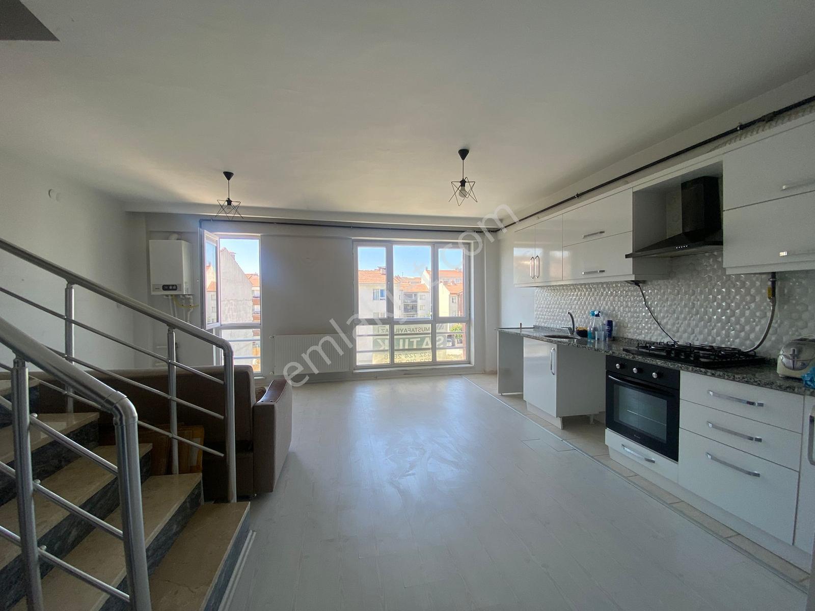 Mustafa Yılmaz'dan Çamlıca Mh.'de 75m² 2+1 Dubleks Daire - Görsel 8