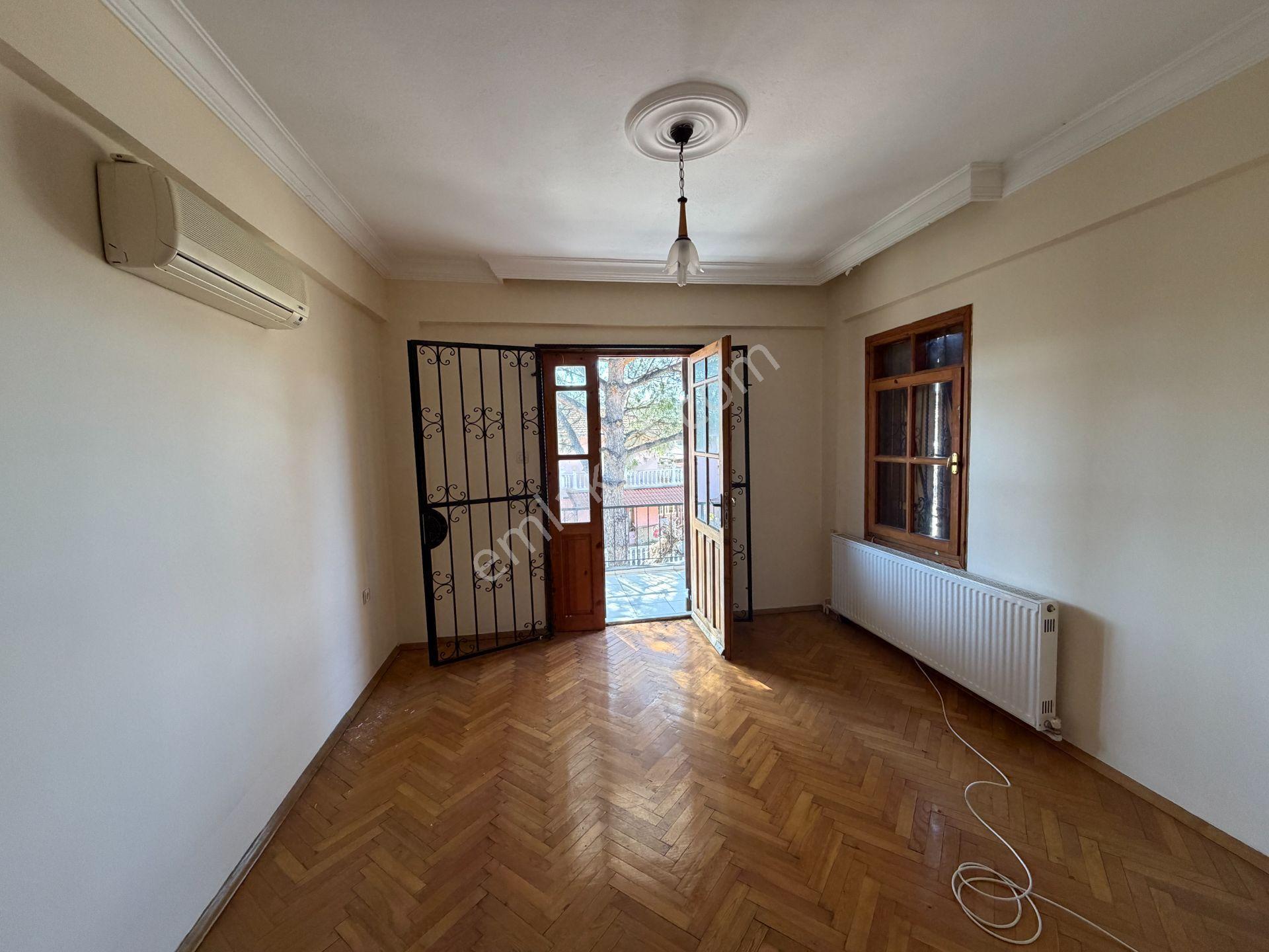 Balıkesir Ayvalık Camlık Ta Satılık Mustakil Villa. - Görsel 10