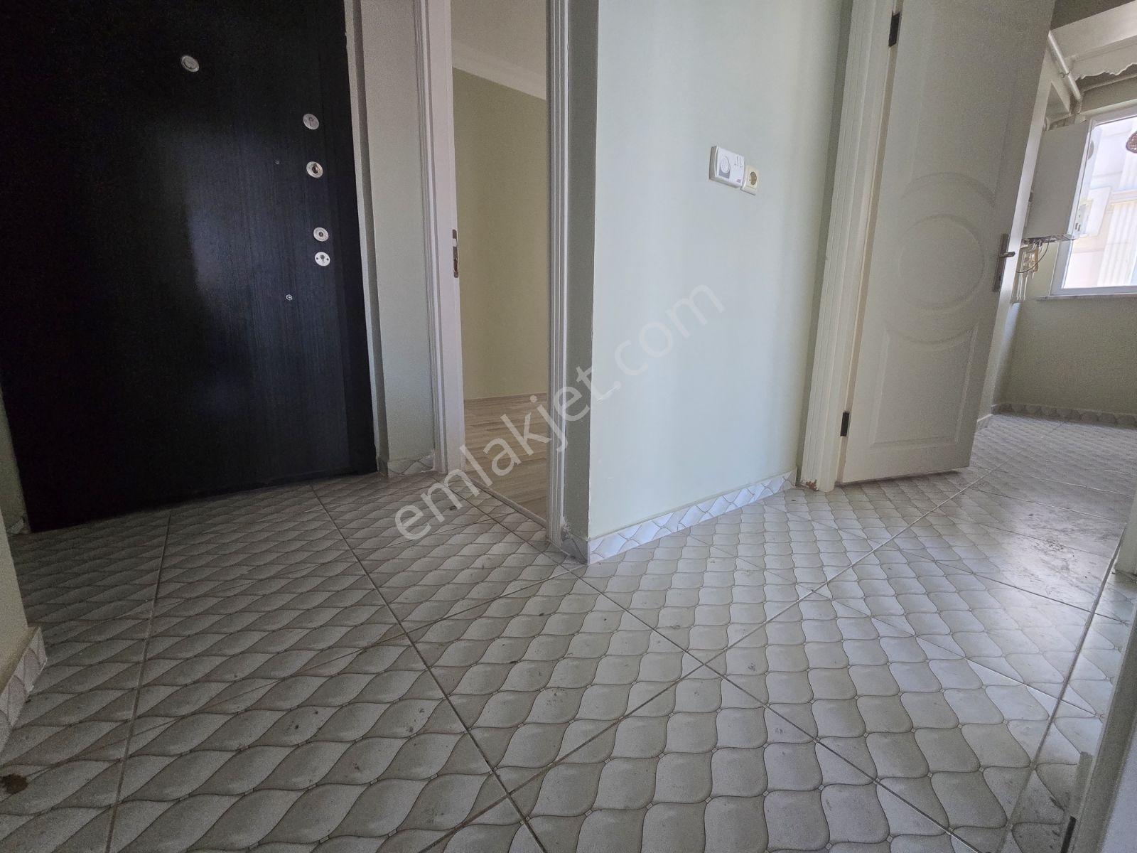 Mimar Yapıdan Güvercintepe De Satılık 2+1 Ara Kat Daire - Görsel 8