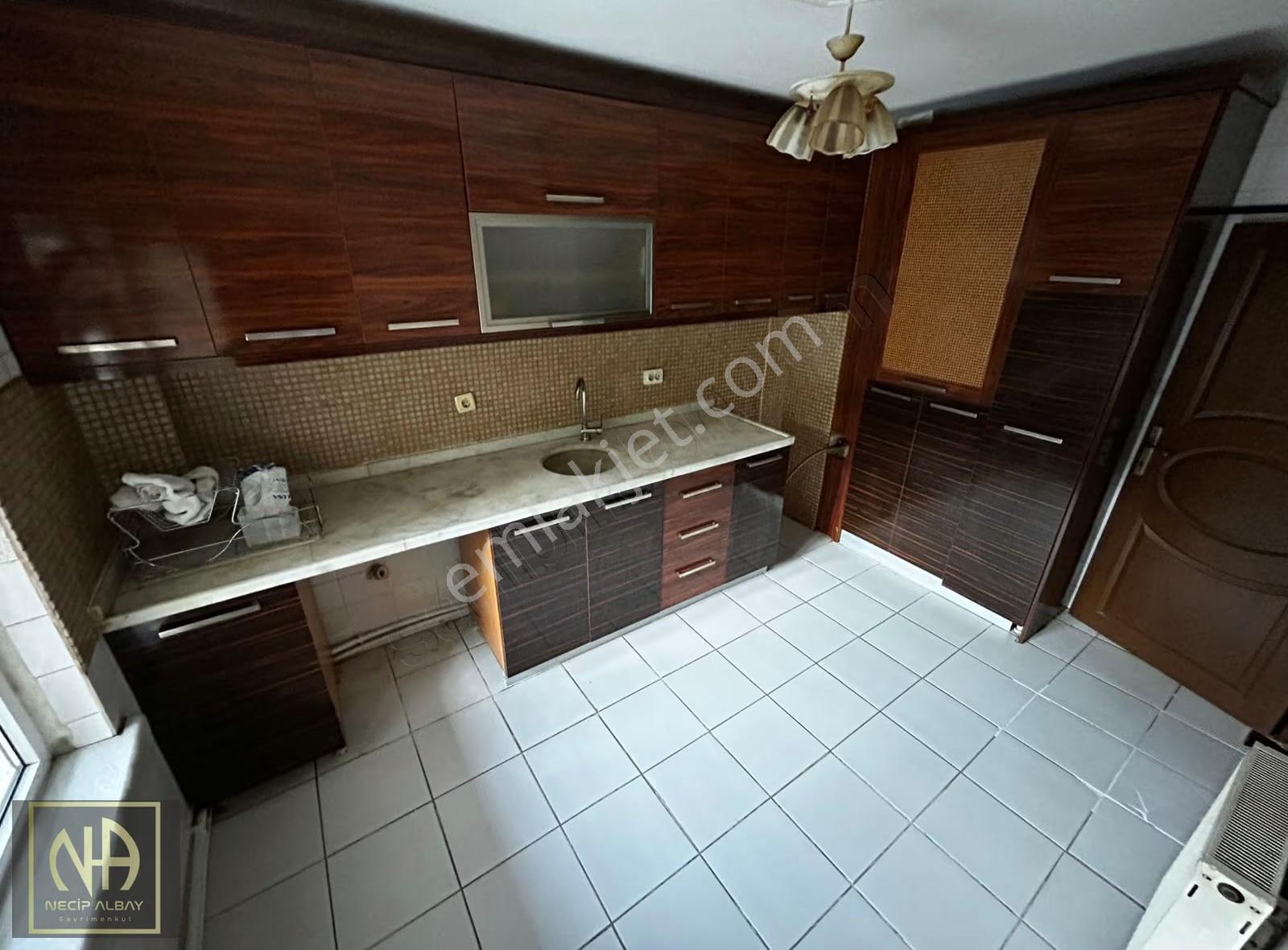 Merkezi Konumda! Esentepe Ufuk Sokak'ta 3+1 Kiralık Daire - Görsel 24