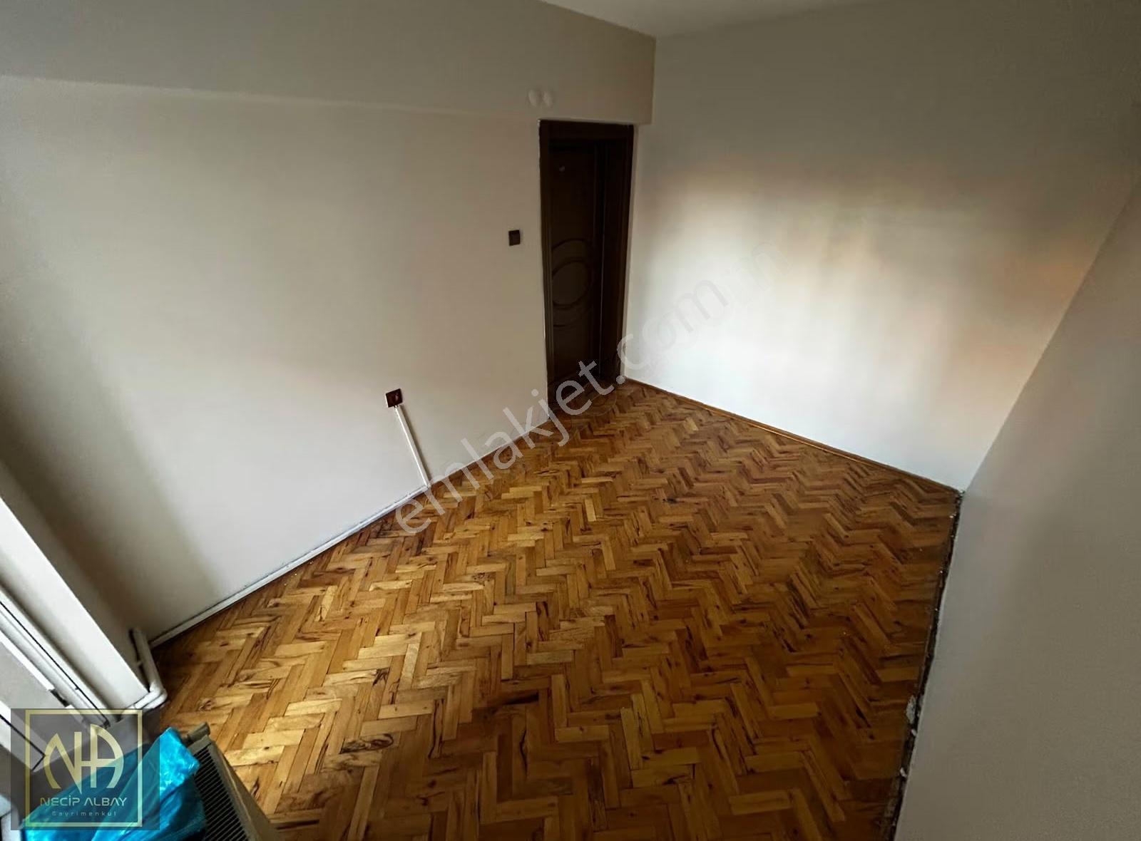 Merkezi Konumda! Esentepe Ufuk Sokak'ta 3+1 Kiralık Daire - Görsel 13