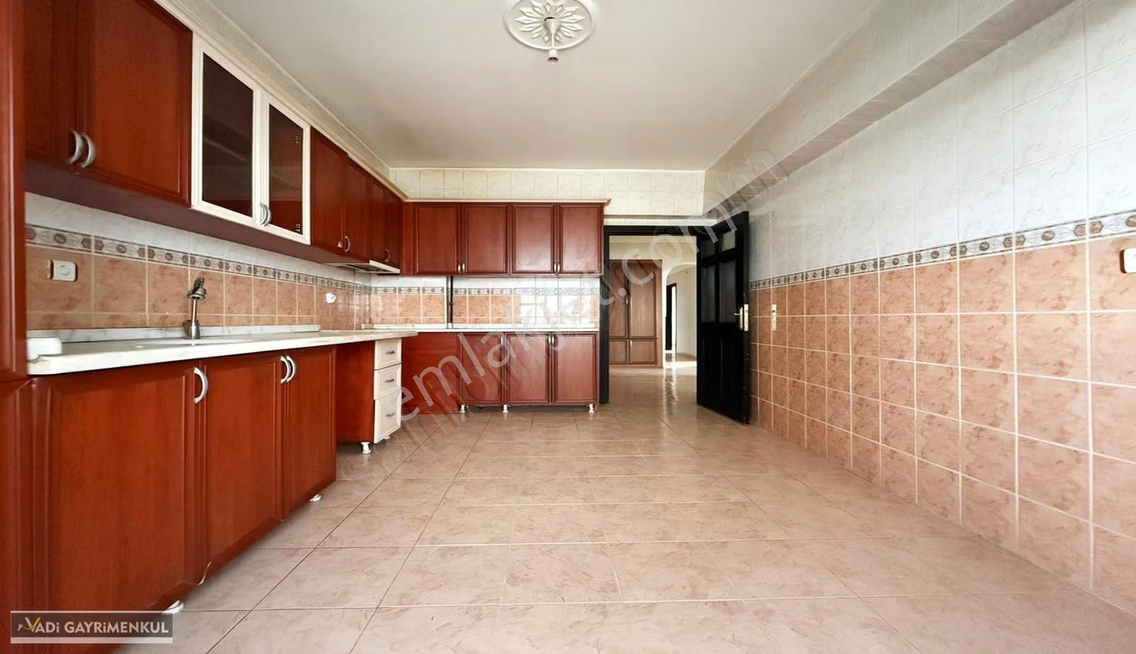 Vadiden Kafkaslarda Site İçerisinde Ankara Manzaralı 4+1 Daire - Görsel 24