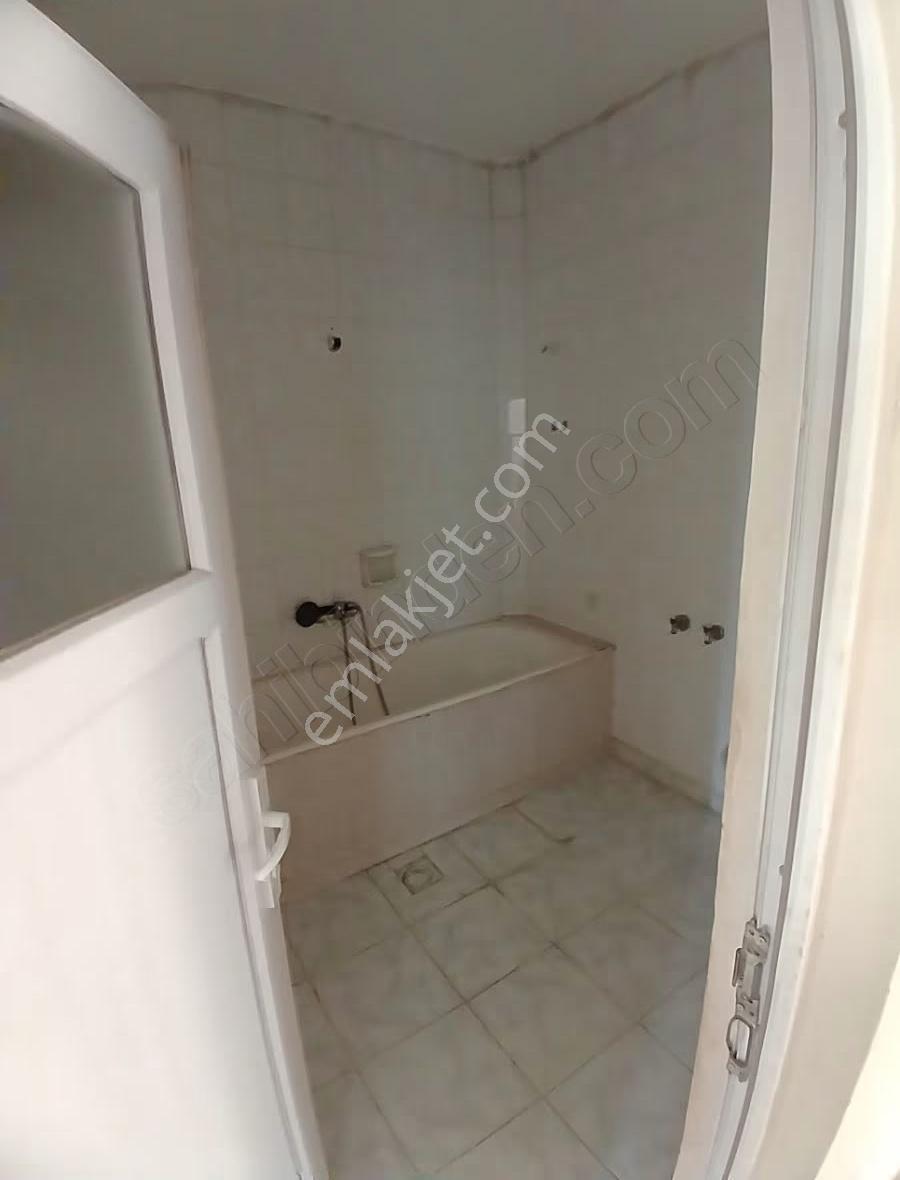 Batman Şafak Mahallesi Ana Cadde Üzerinde Kiralık 3+1 Daire - Görsel 9
