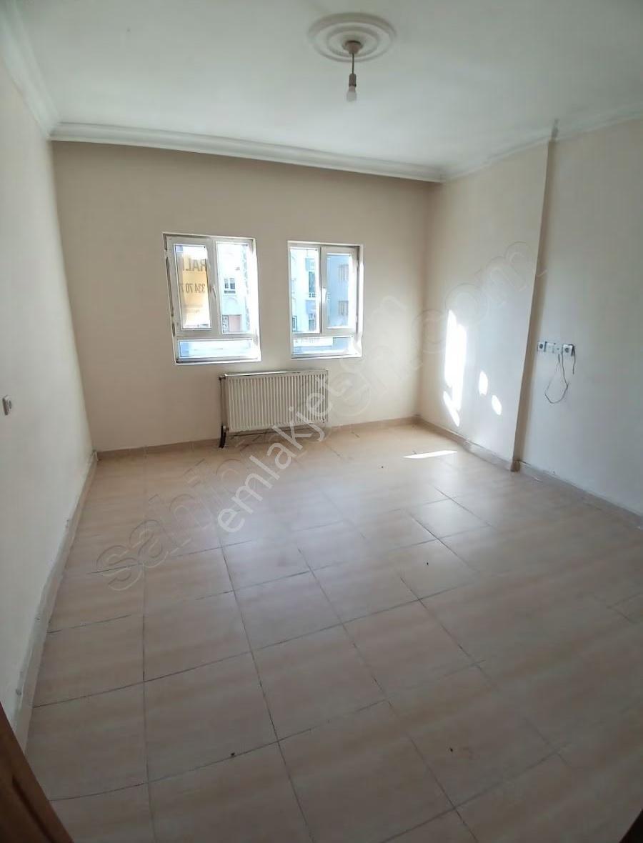 Batman Şafak Mahallesi Ana Cadde Üzerinde Kiralık 3+1 Daire - Görsel 6