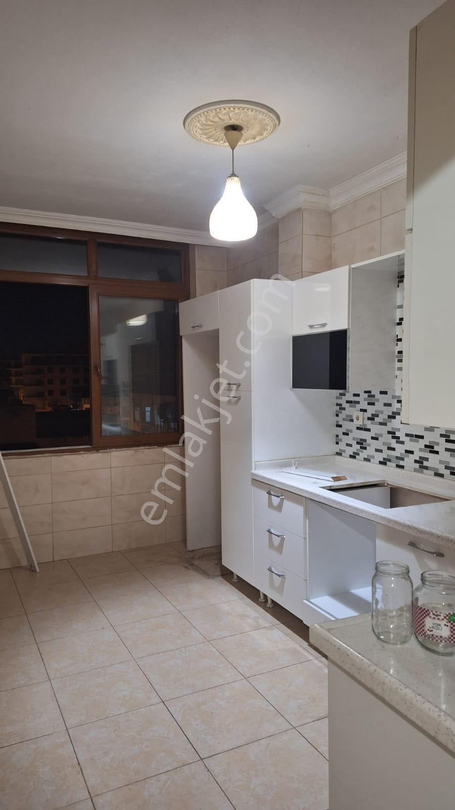 İşkur Karşısı Kiralık 3+1 130 M2 Bakımlı Daire - Görsel 2