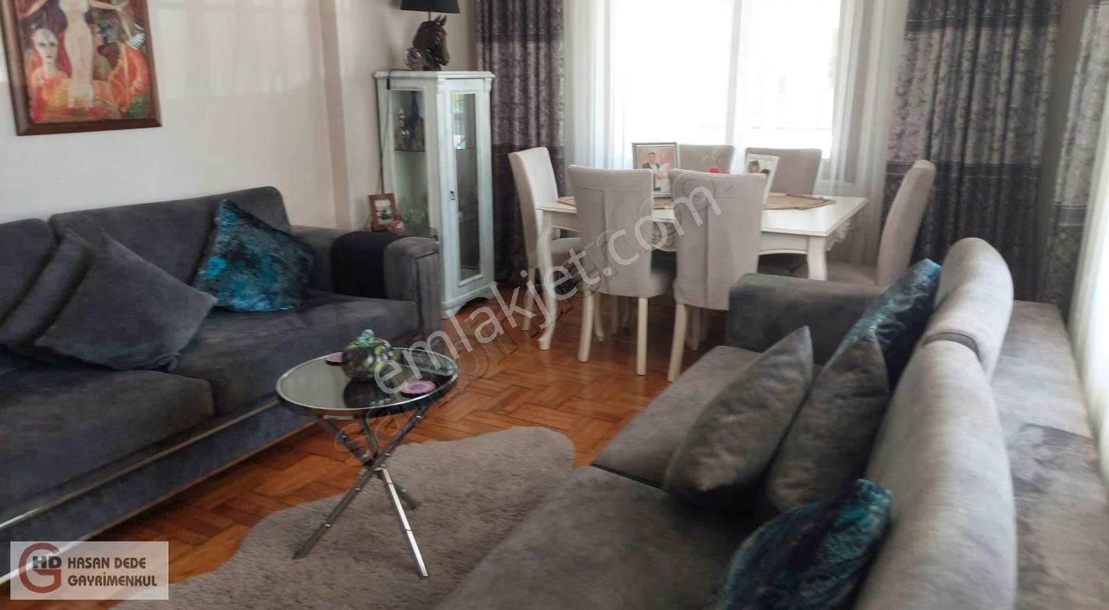 Süreyyaplajında Yüksek Giriş 100m2 Net Garajlı Temiz Daire - Görsel 34