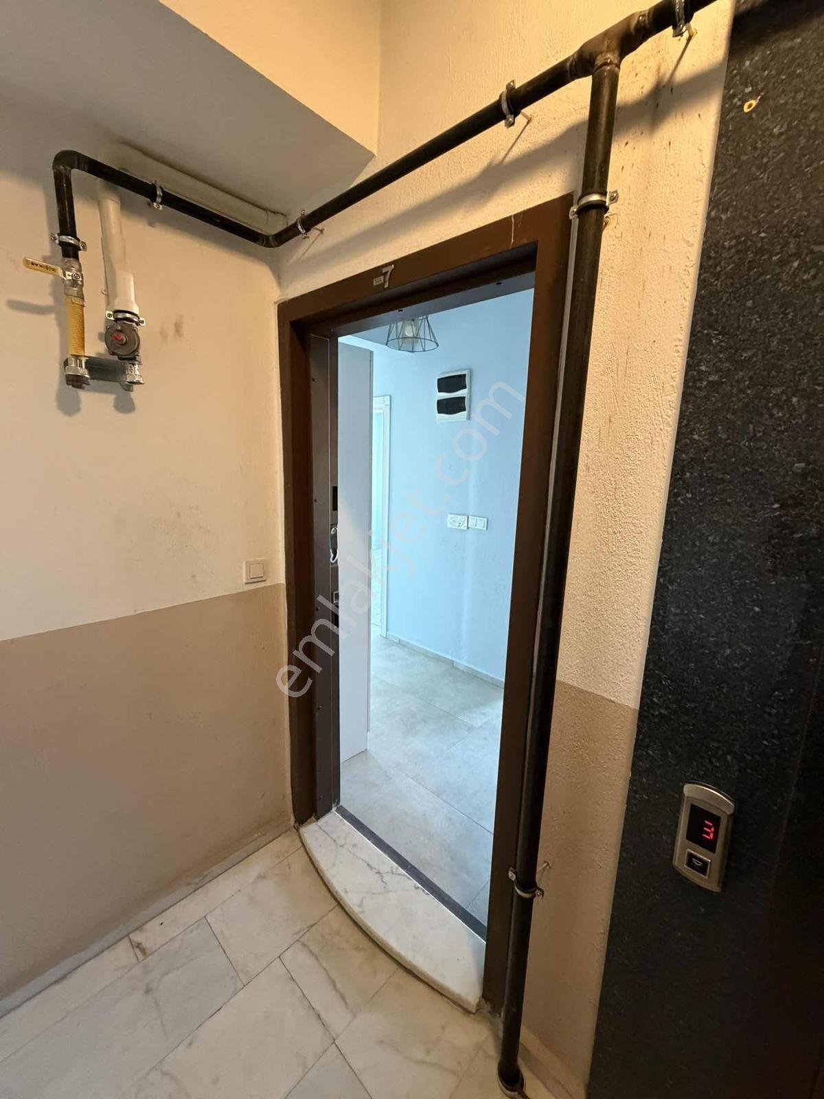 Milas Burgaz Mah. Doğalgazlı Geniş 3+1 Boyalı Kiralık Daire - Görsel 18