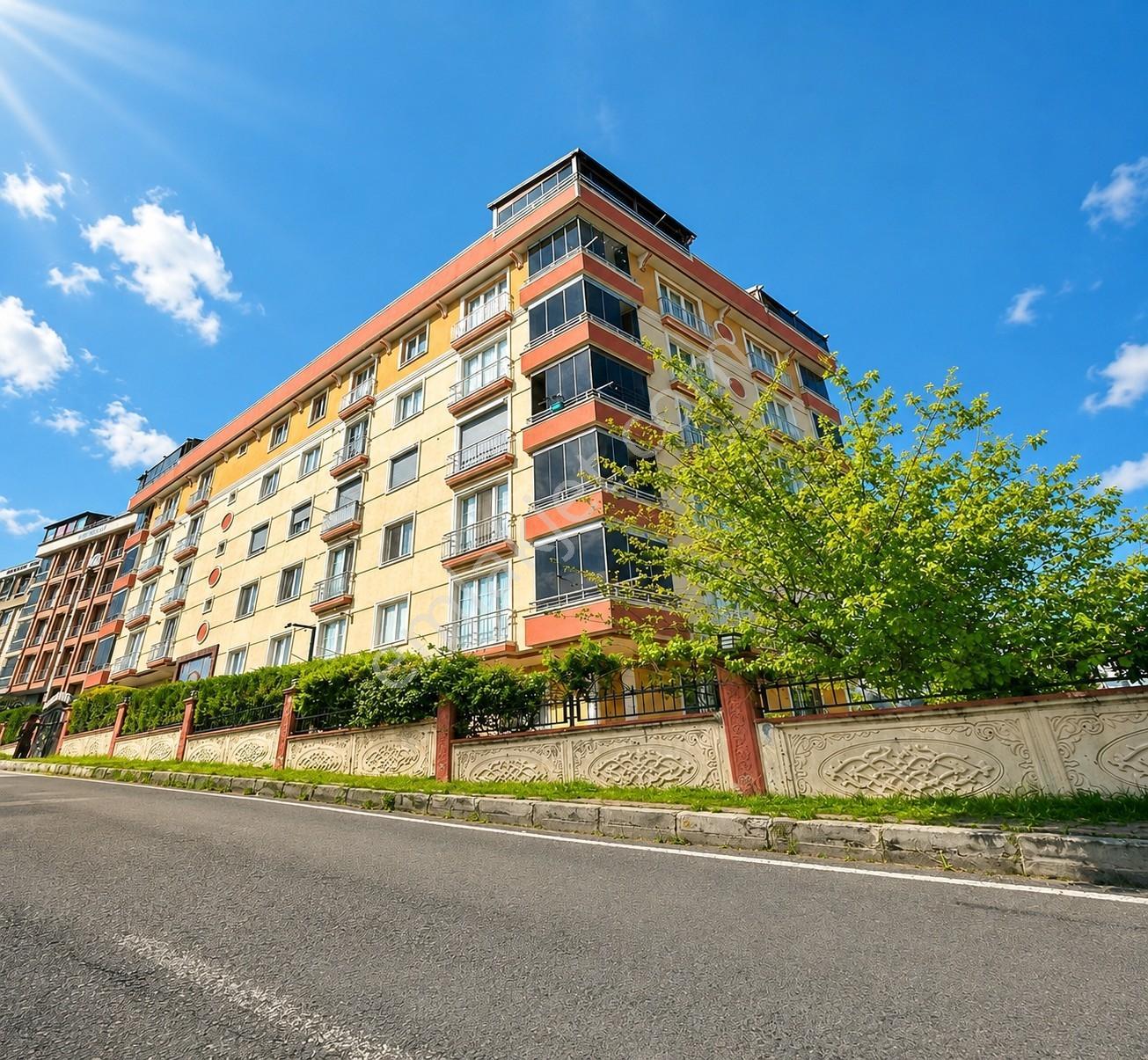 Gürpınar'dan Site İçinde Geniş Oturumu İle Kaçırılmaz 3+1 Daire!