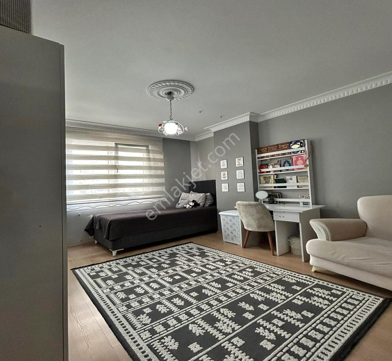 Gürpınar'dan Site İçinde Geniş Oturumu İle Kaçırılmaz 3+1 Daire! - Görsel 15
