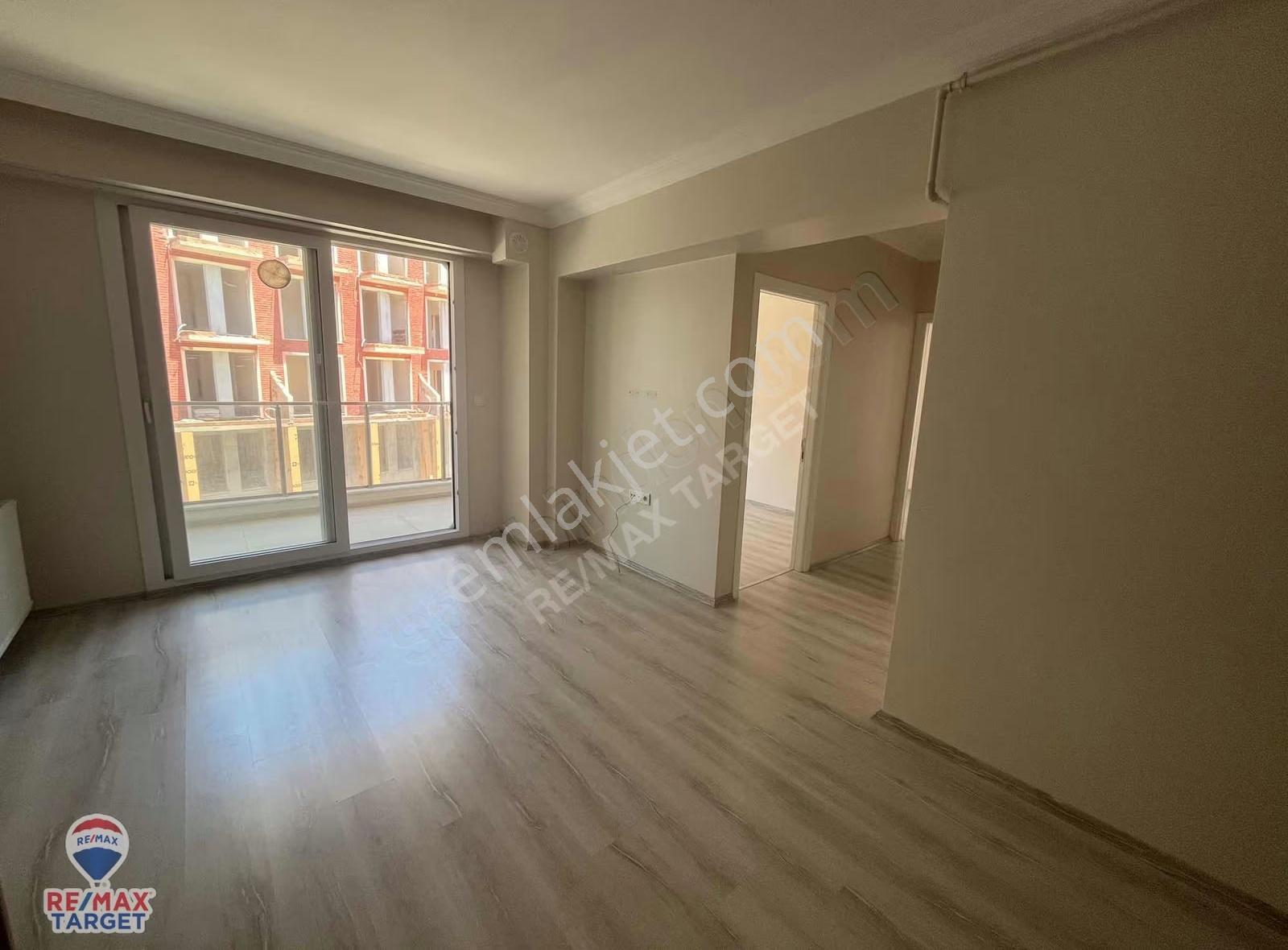 Seyrekte Ünıversite Yakını Çift Cephe 2+1 Kiralık Daire - Görsel 15