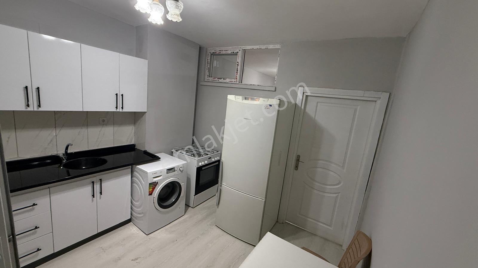 Karınca'dan Çarşı Merkezinde Bulunan Eşyalı Aylık Ödemeli 1+1 Kiralık