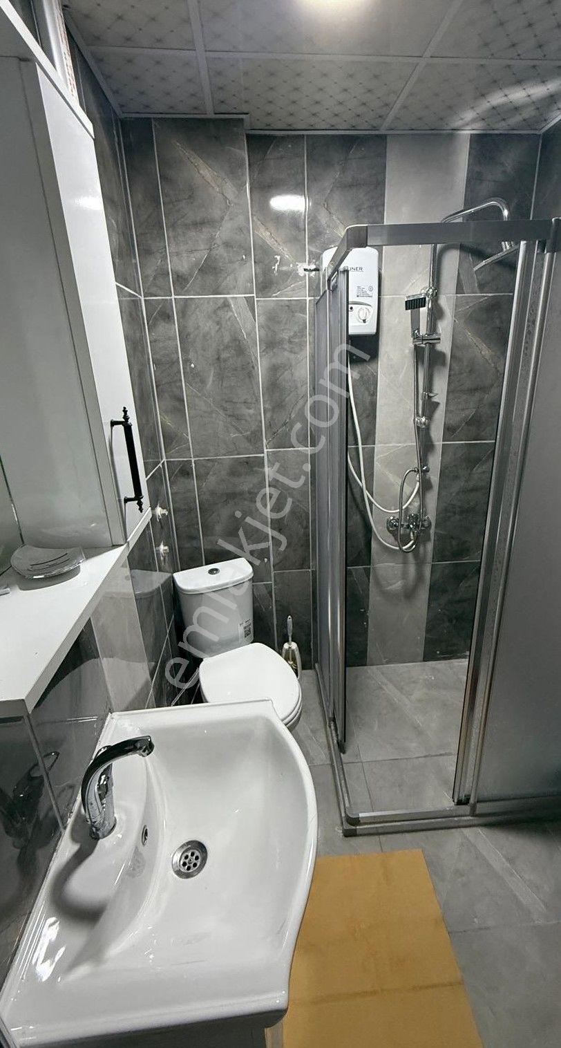 Karınca'dan Çarşı Merkezinde Bulunan Eşyalı Aylık Ödemeli 1+1 Kiralık - Görsel 6
