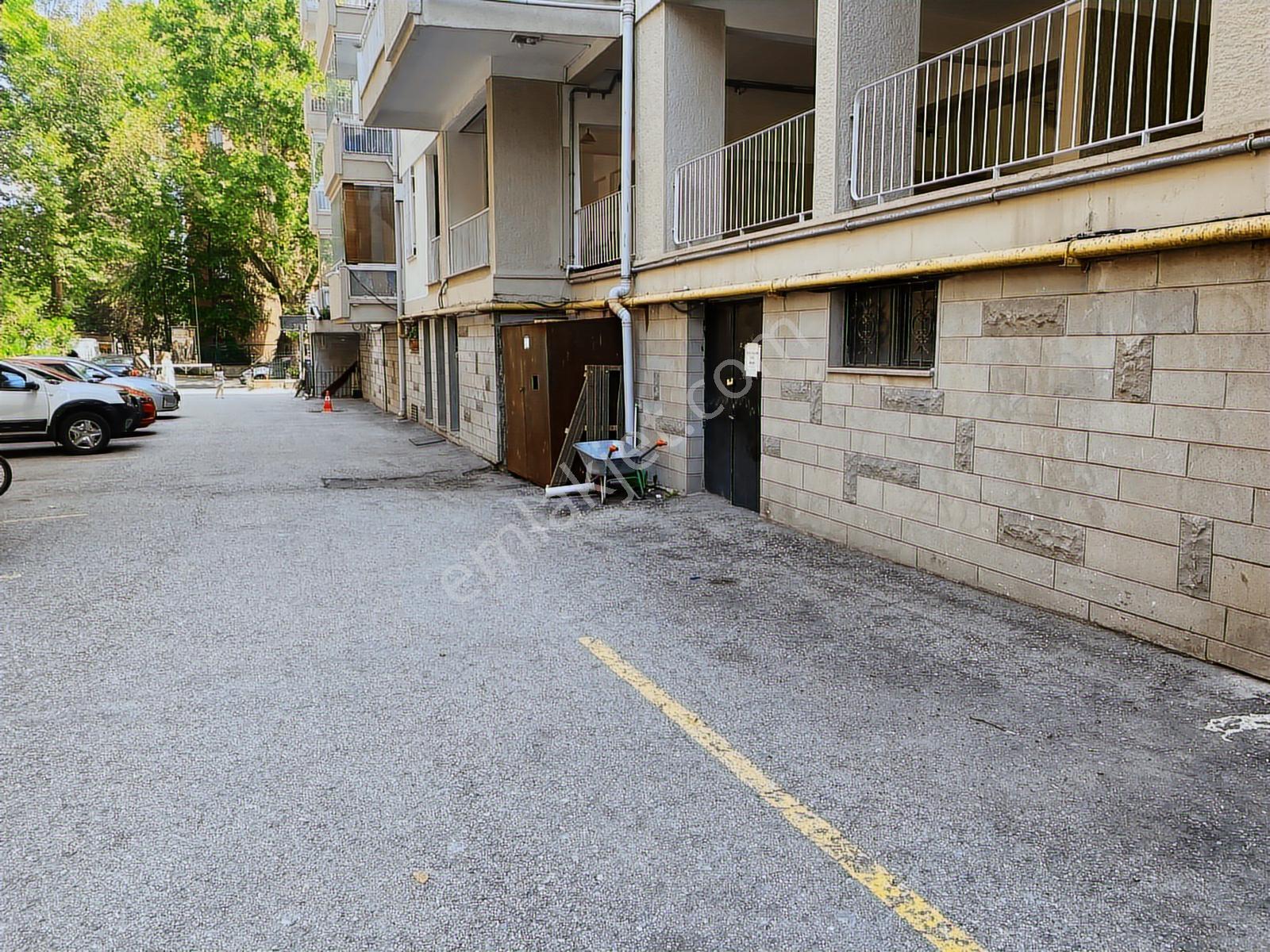 Kuttaştan 7. Cadde Üstü 360m2 2 Katlı Depo Satılık - Görsel 8
