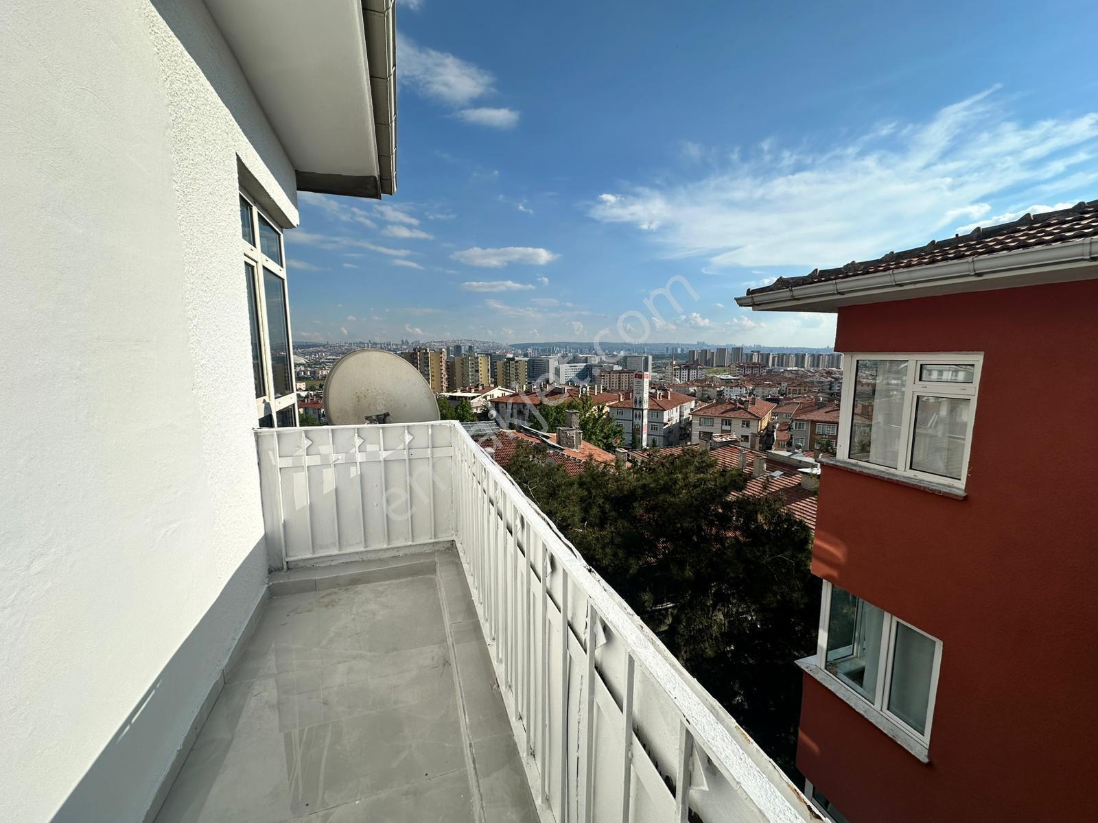 Aşağı Eğlence'de Ankara Manzaralı Geniş Mutfak Full Yapılı Acil! - Görsel 14