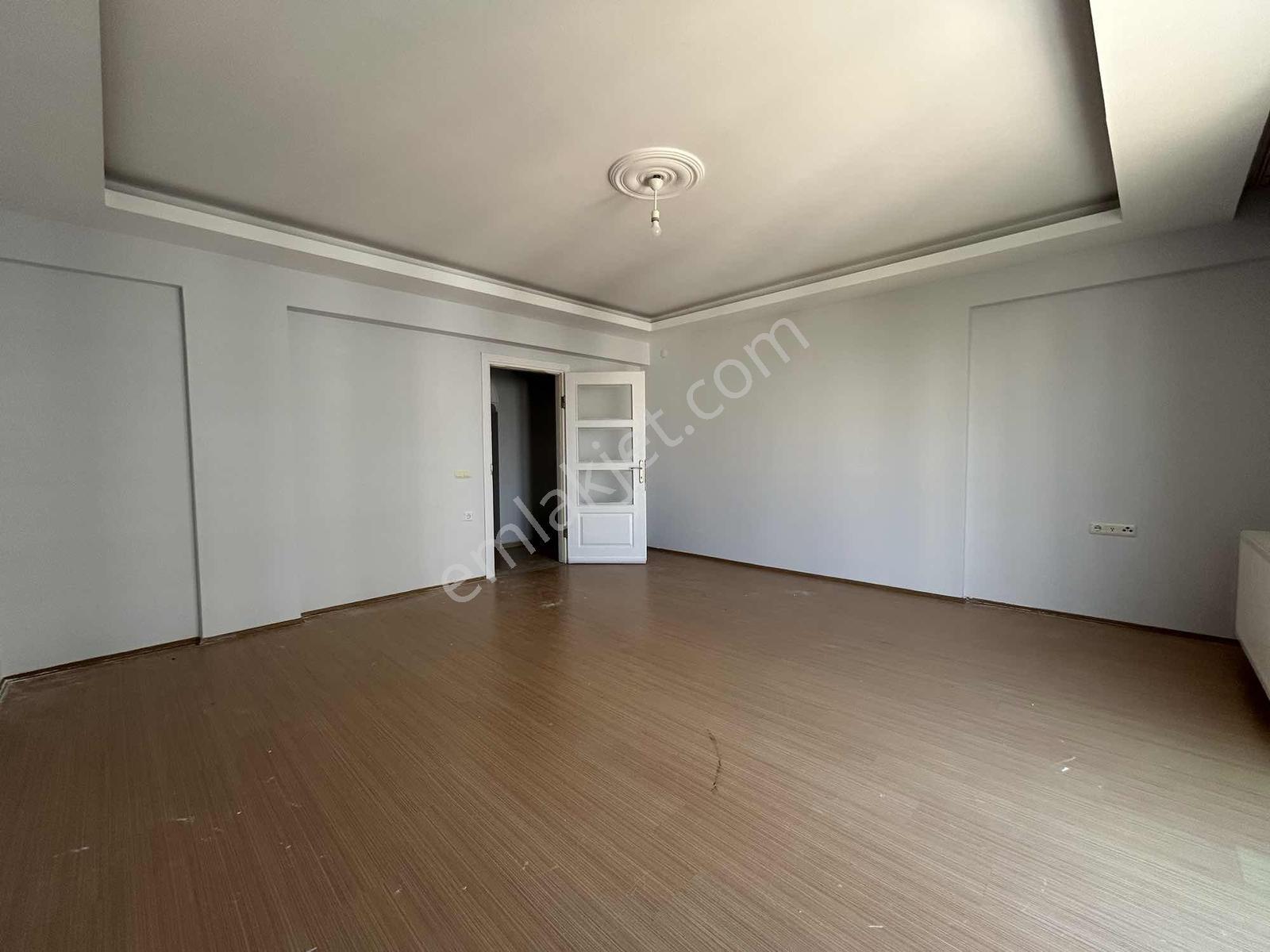 Atakent Tramvay Altında Kiralık 3+1 Daire - Görsel 5