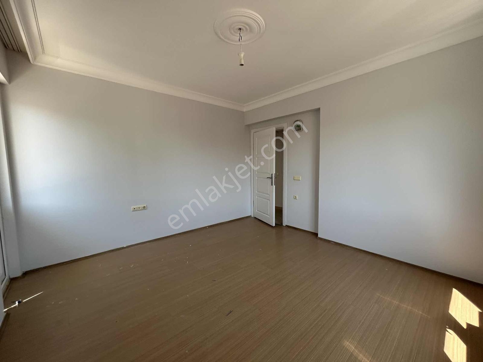 Atakent Tramvay Altında Kiralık 3+1 Daire - Görsel 25