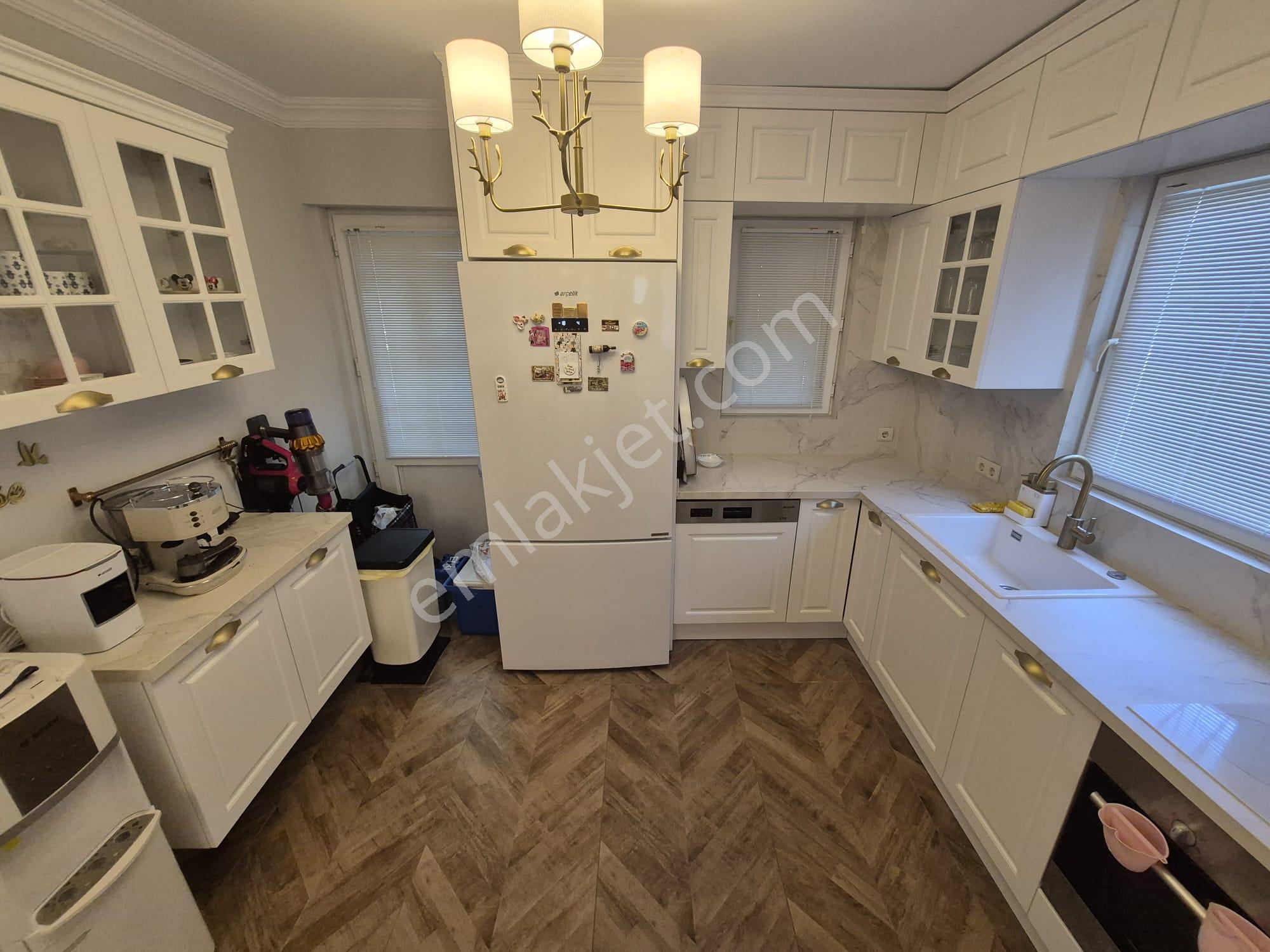 Güre'de Havuzlu Site İçinde Satılık Tek Müstakil Full Eşyalı Villa - Görsel 13
