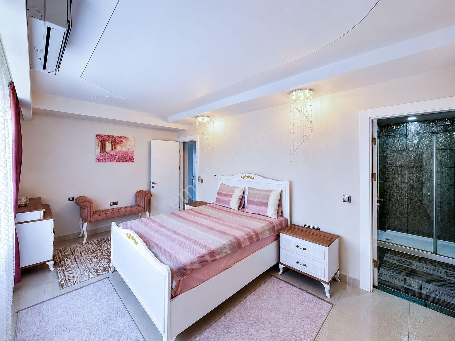 Azura Park'ta Panoramik Manzaralı Lüks 3+1 Daire - Görsel 10