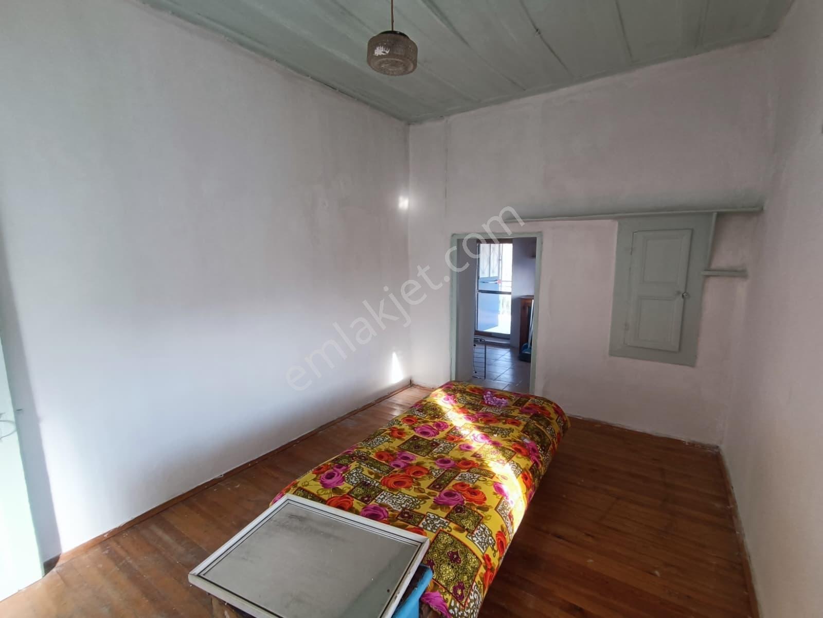 Barbaros Köyü'nde Kiralık 1+1 Köy Evi - Görsel 11