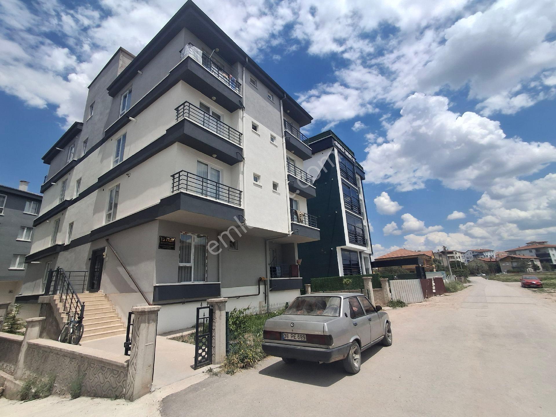 Aksaray Hacılar Harmanı 112 Arkasında 1+1 Eşyalı Daire - Görsel 2